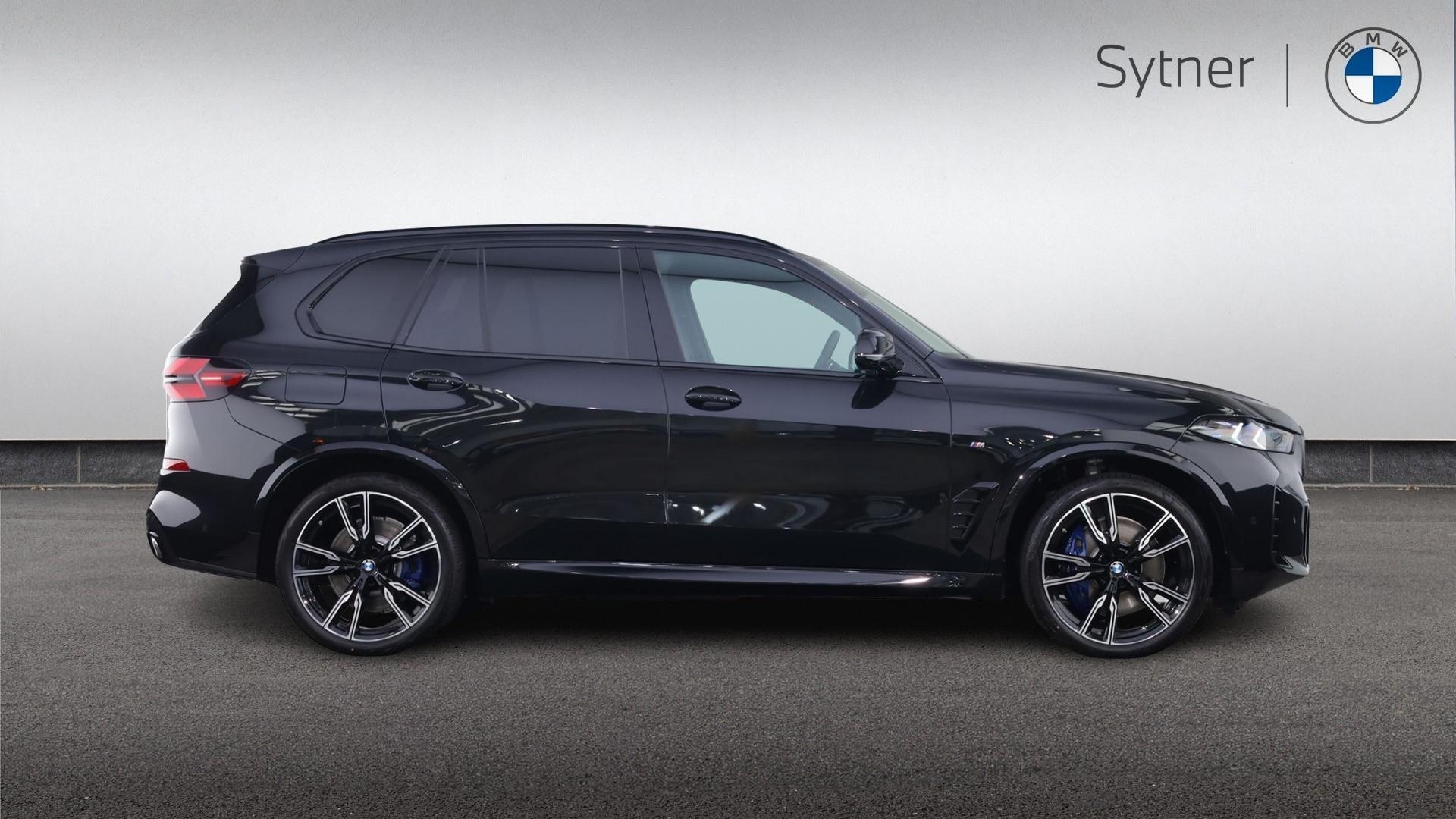 BMW X5 view 3
