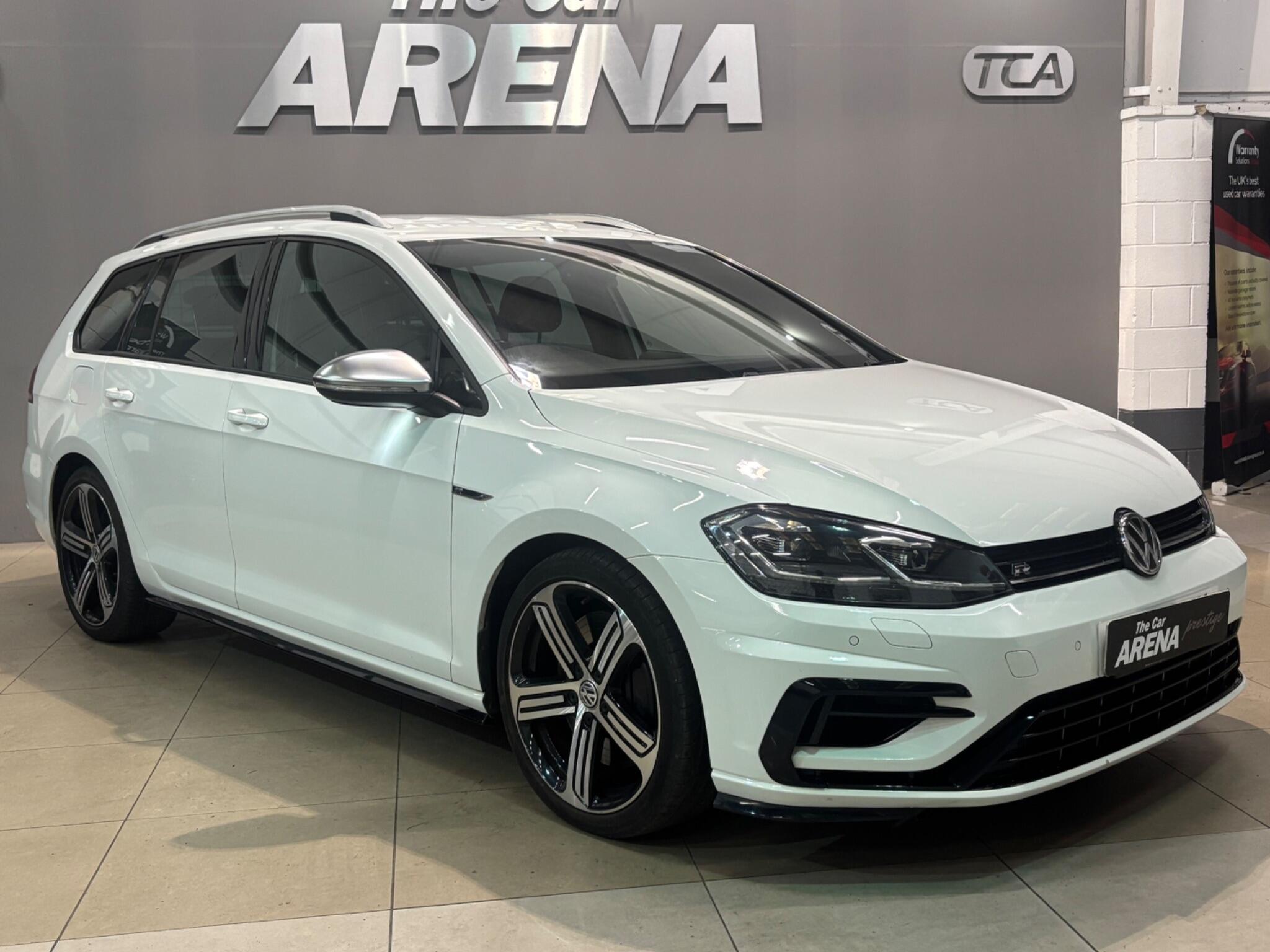 Volkswagen Golf view 3