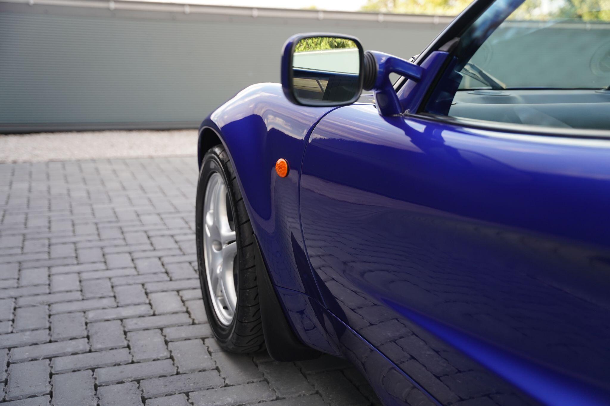 Lotus Elise view 44
