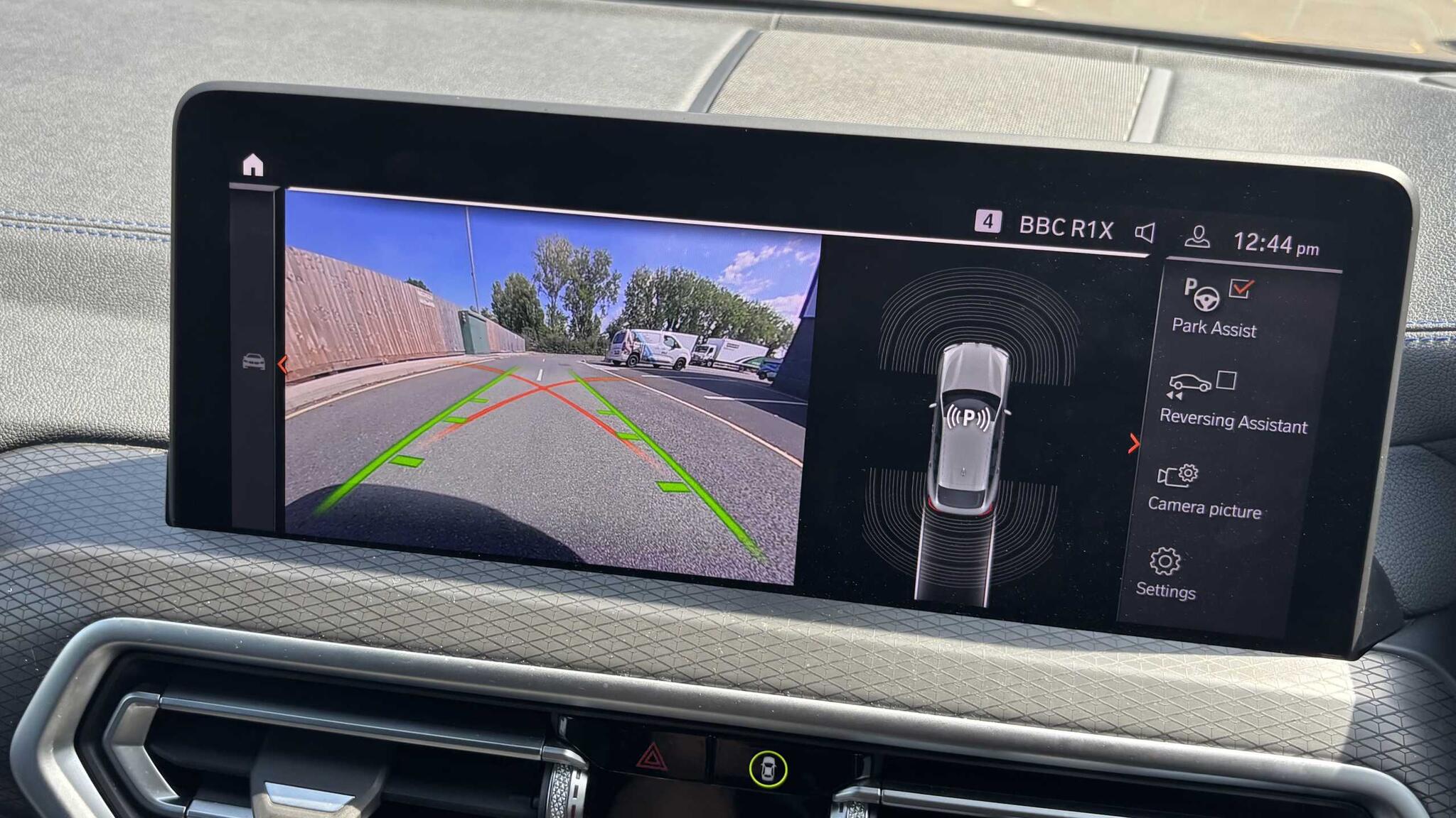BMW X4 view 34