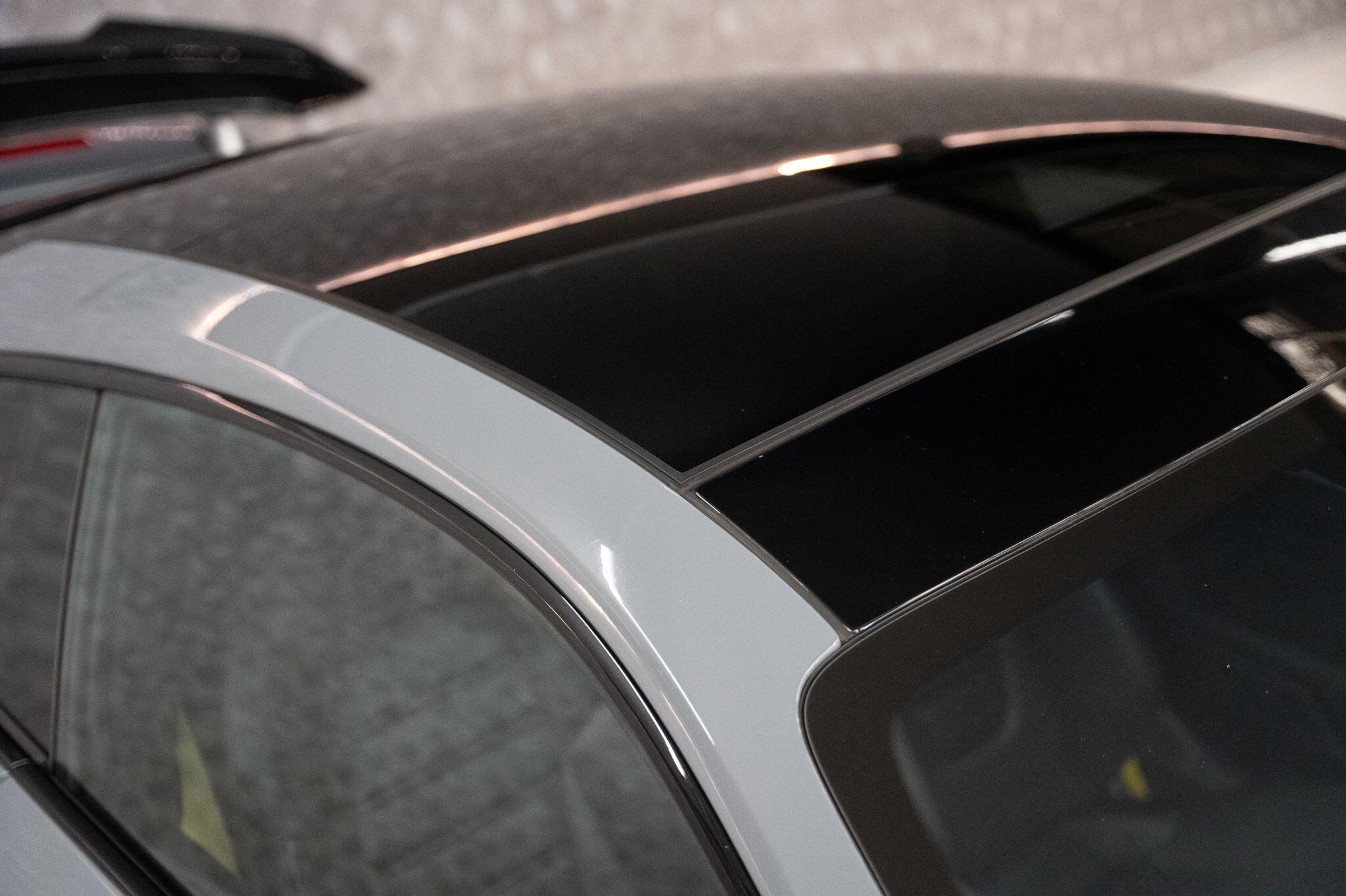 Porsche 911 view 47