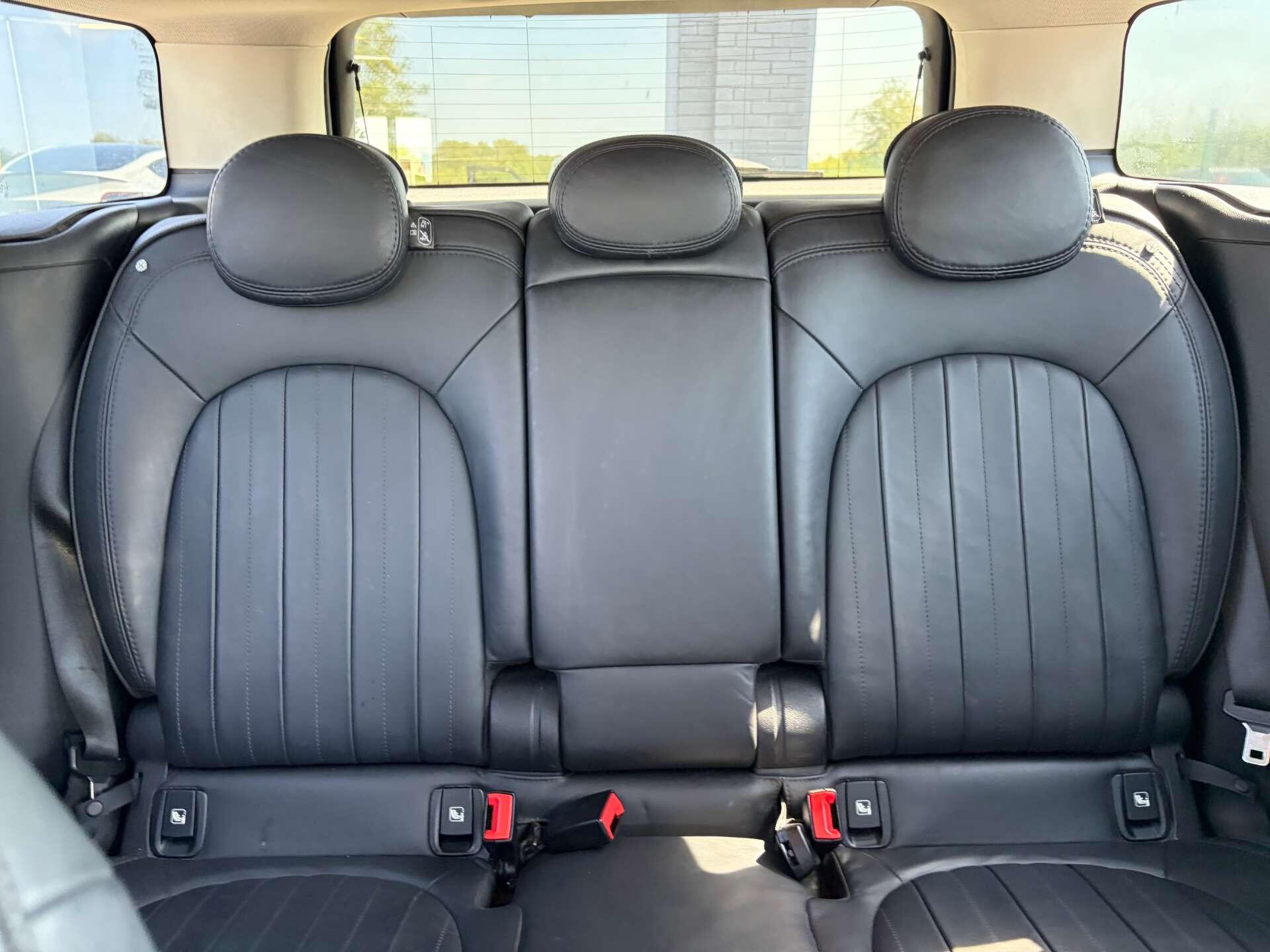 Mini Countryman view 31