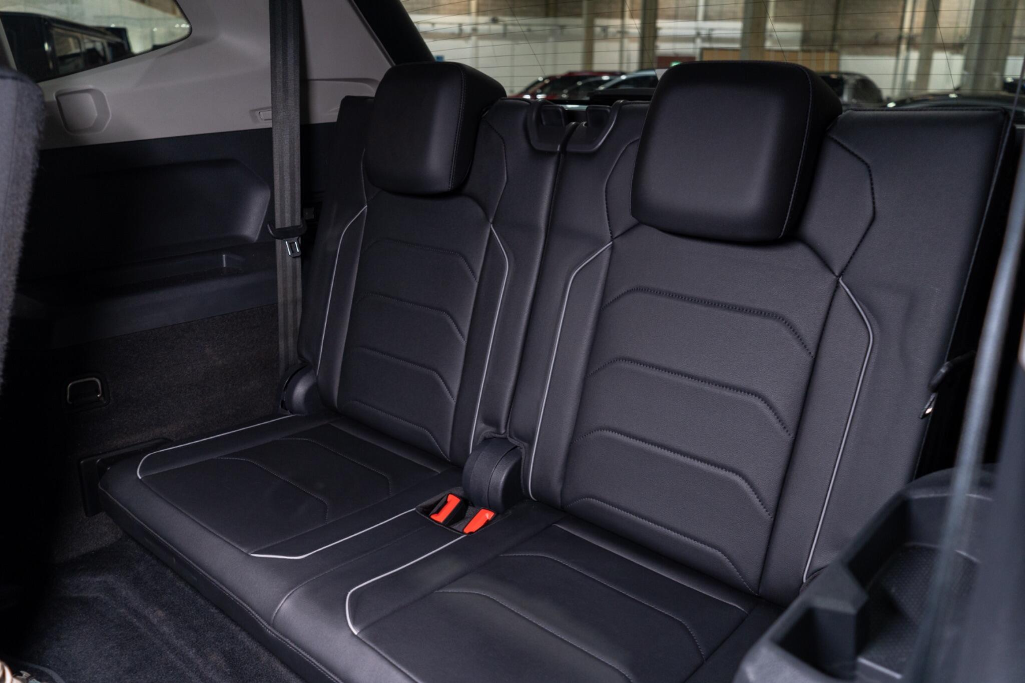 Volkswagen Tiguan Allspace view 20