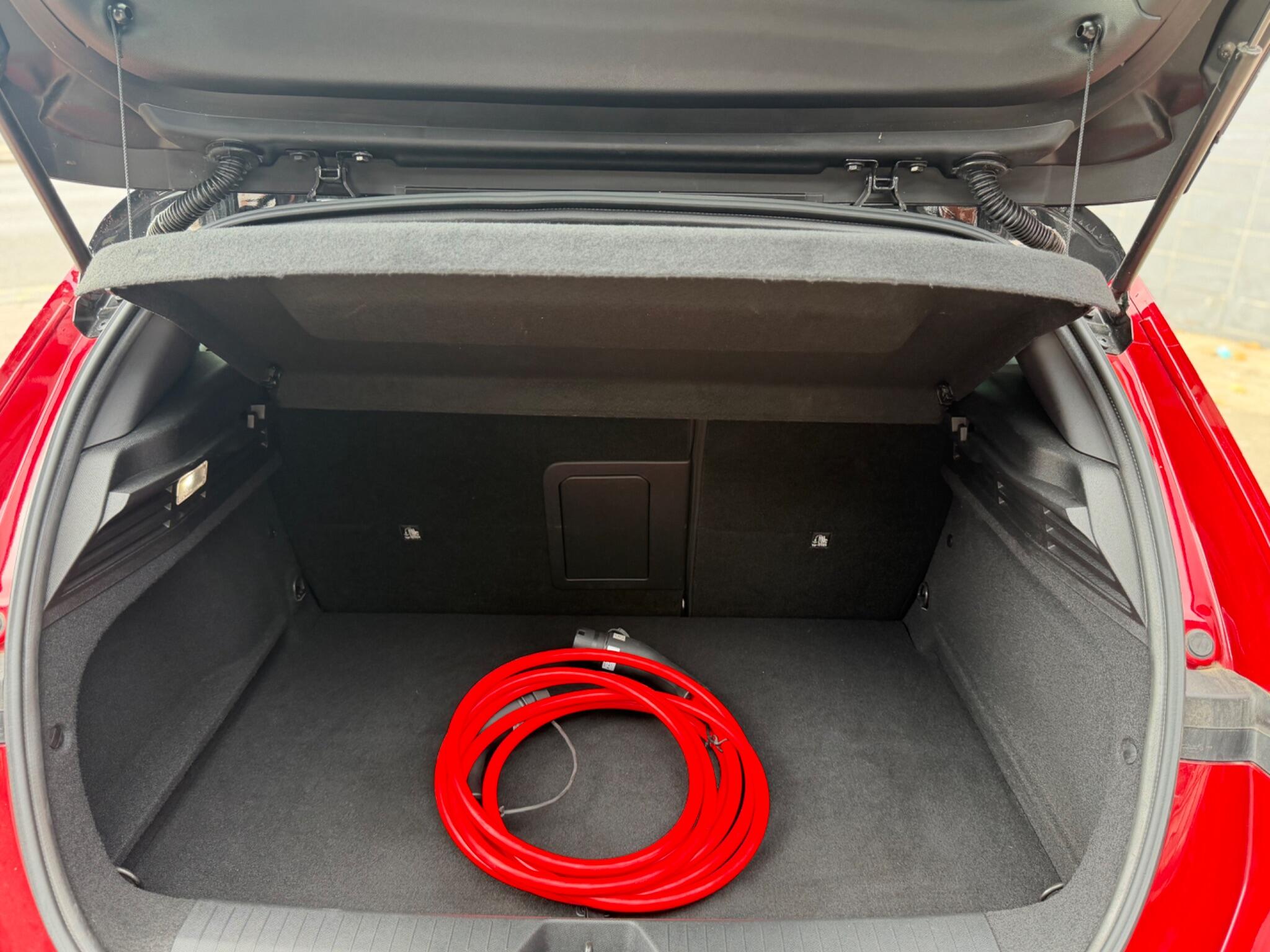 Vauxhall Astra Electric view 33