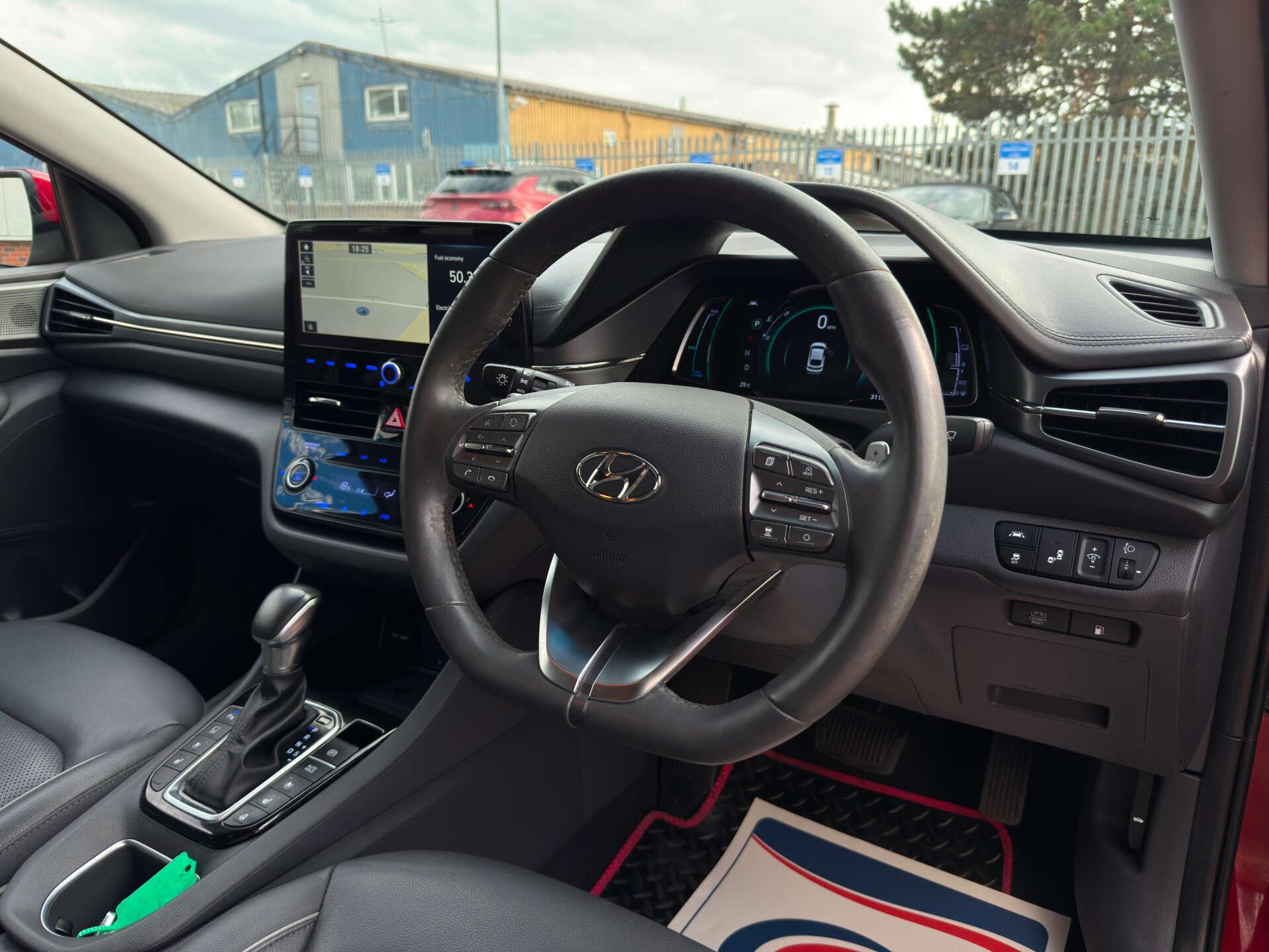 Hyundai Ioniq view 12
