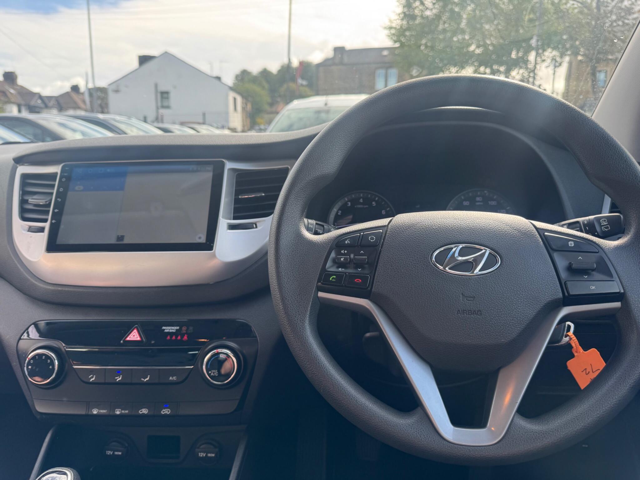 Hyundai Tucson view 10