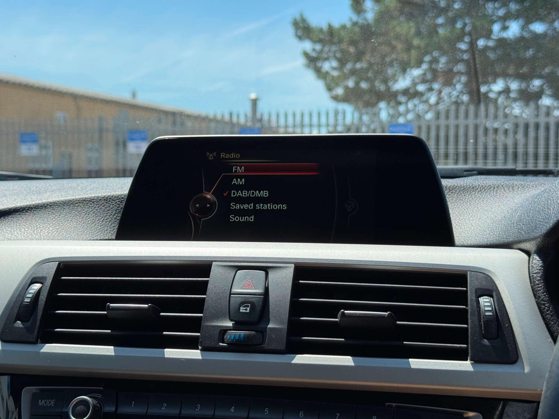 BMW 3 Series view 72