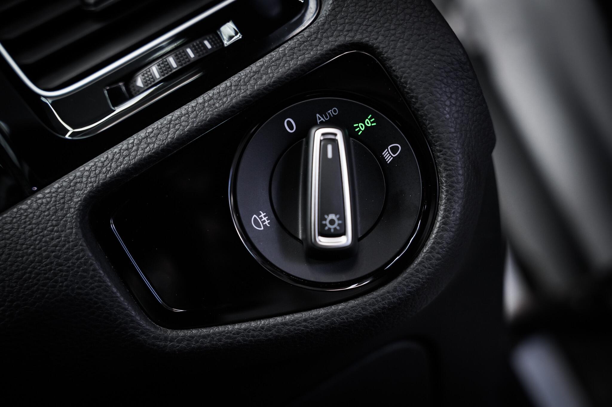 Volkswagen Golf view 46