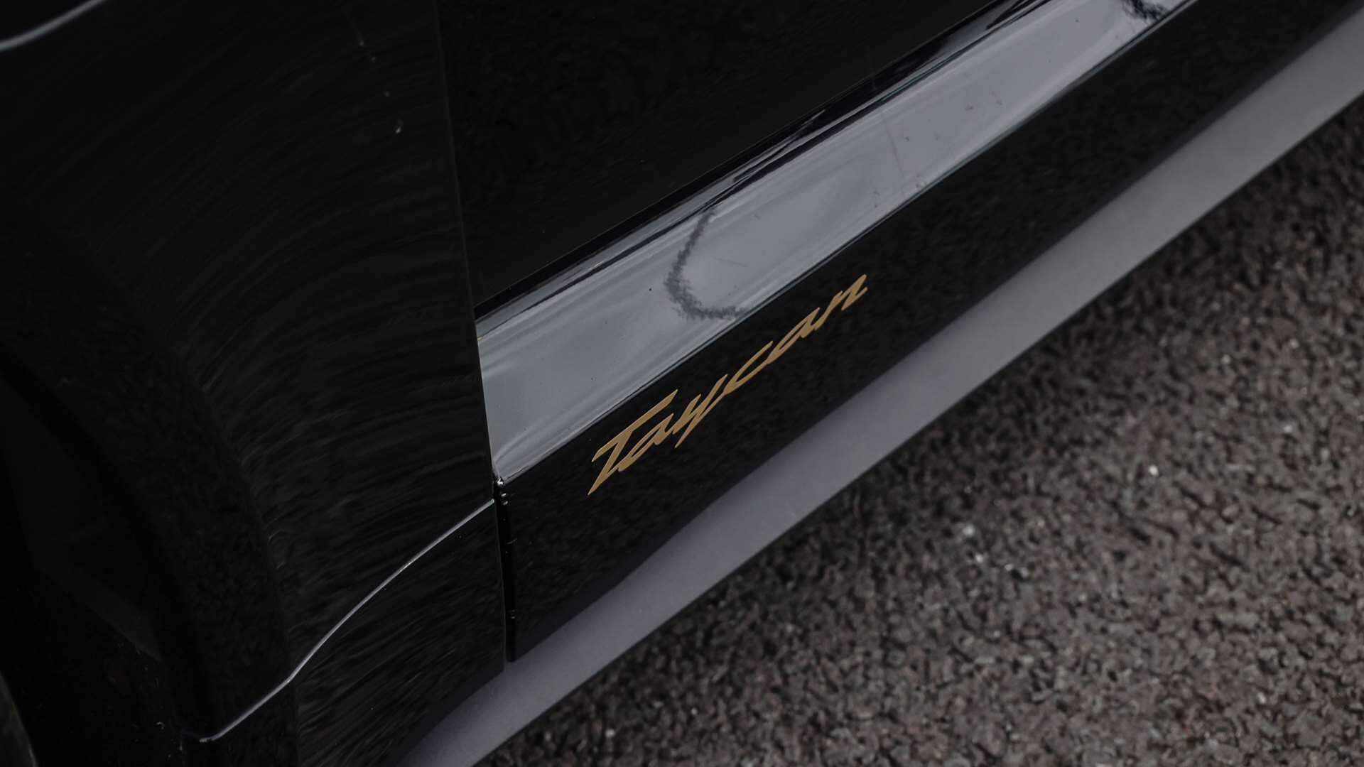 Porsche Taycan view 30