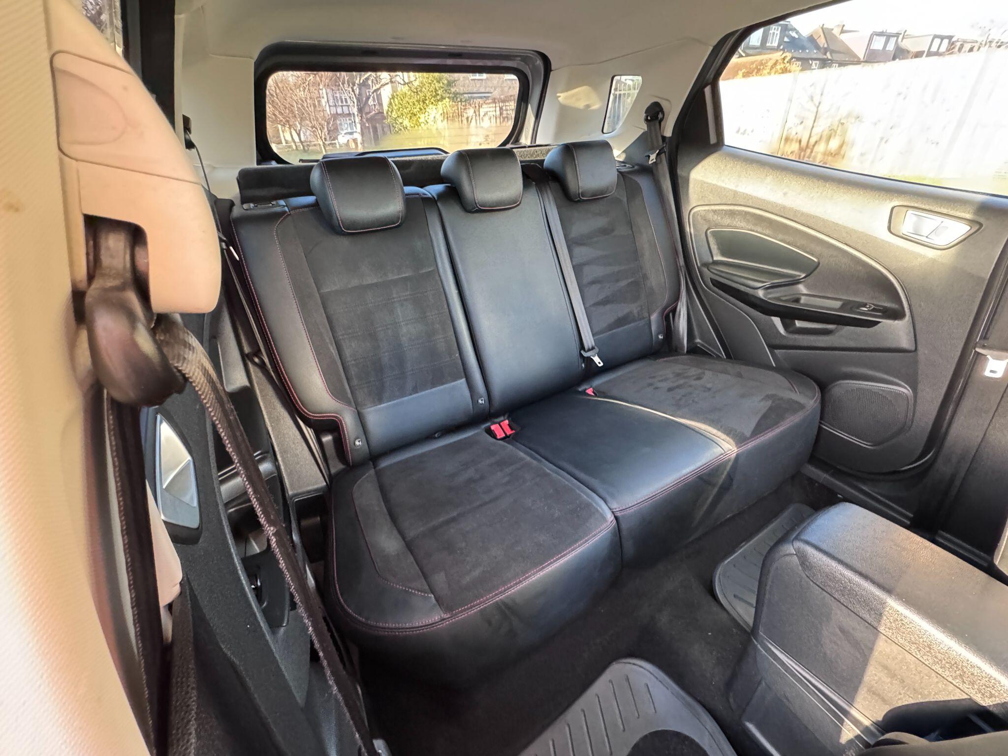 2022 Ford EcoSport 1.0T EcoBoost ST-Line Euro 6 (s/s) 5dr • 7,000 miles image 24