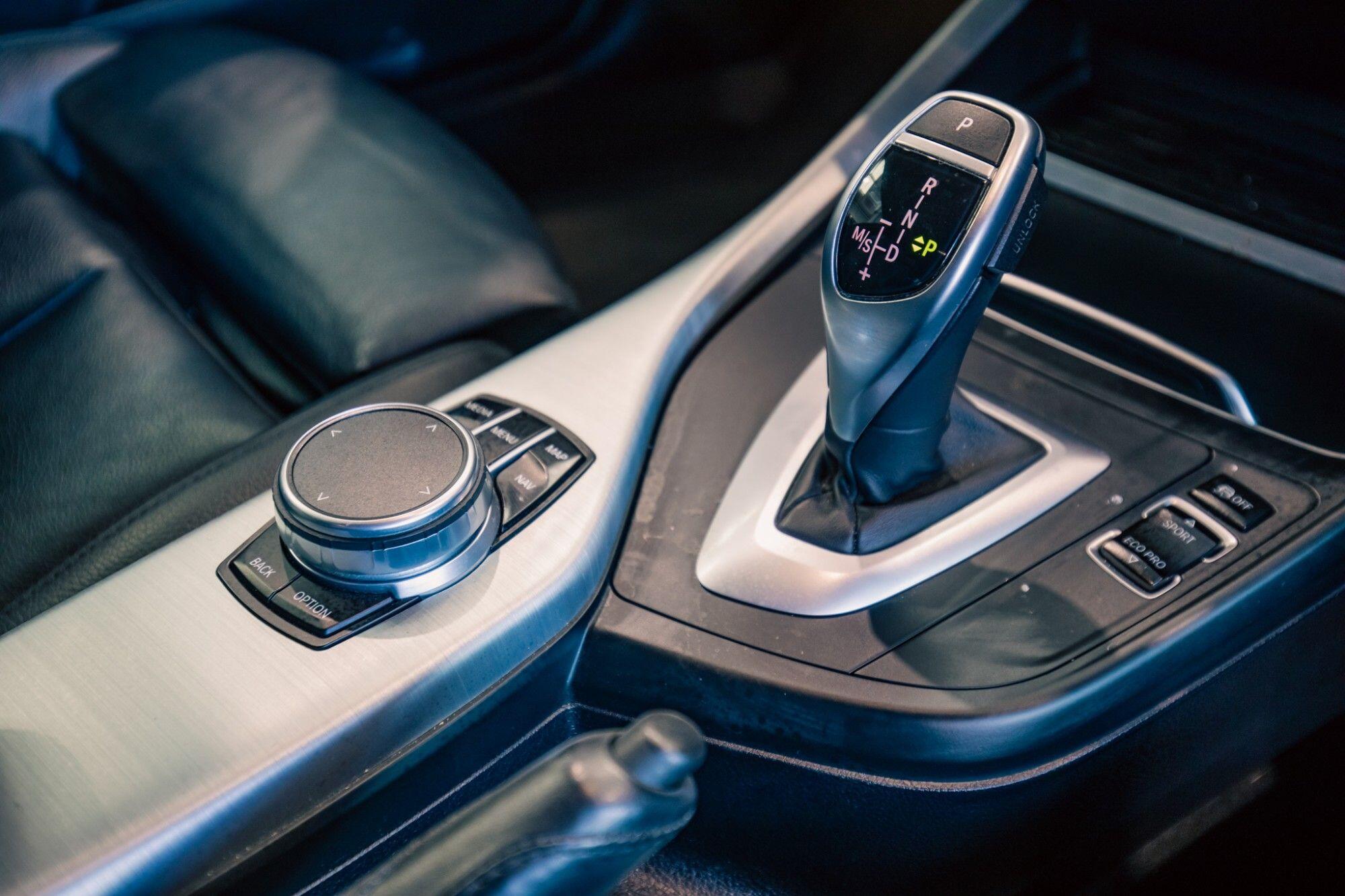 BMW 1 Series view 14