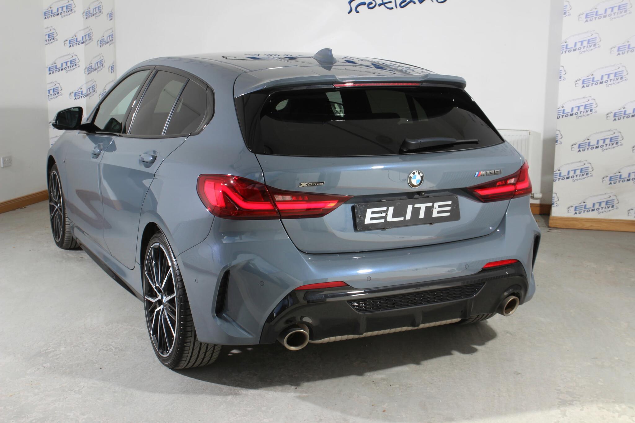 BMW 1 Series view 11
