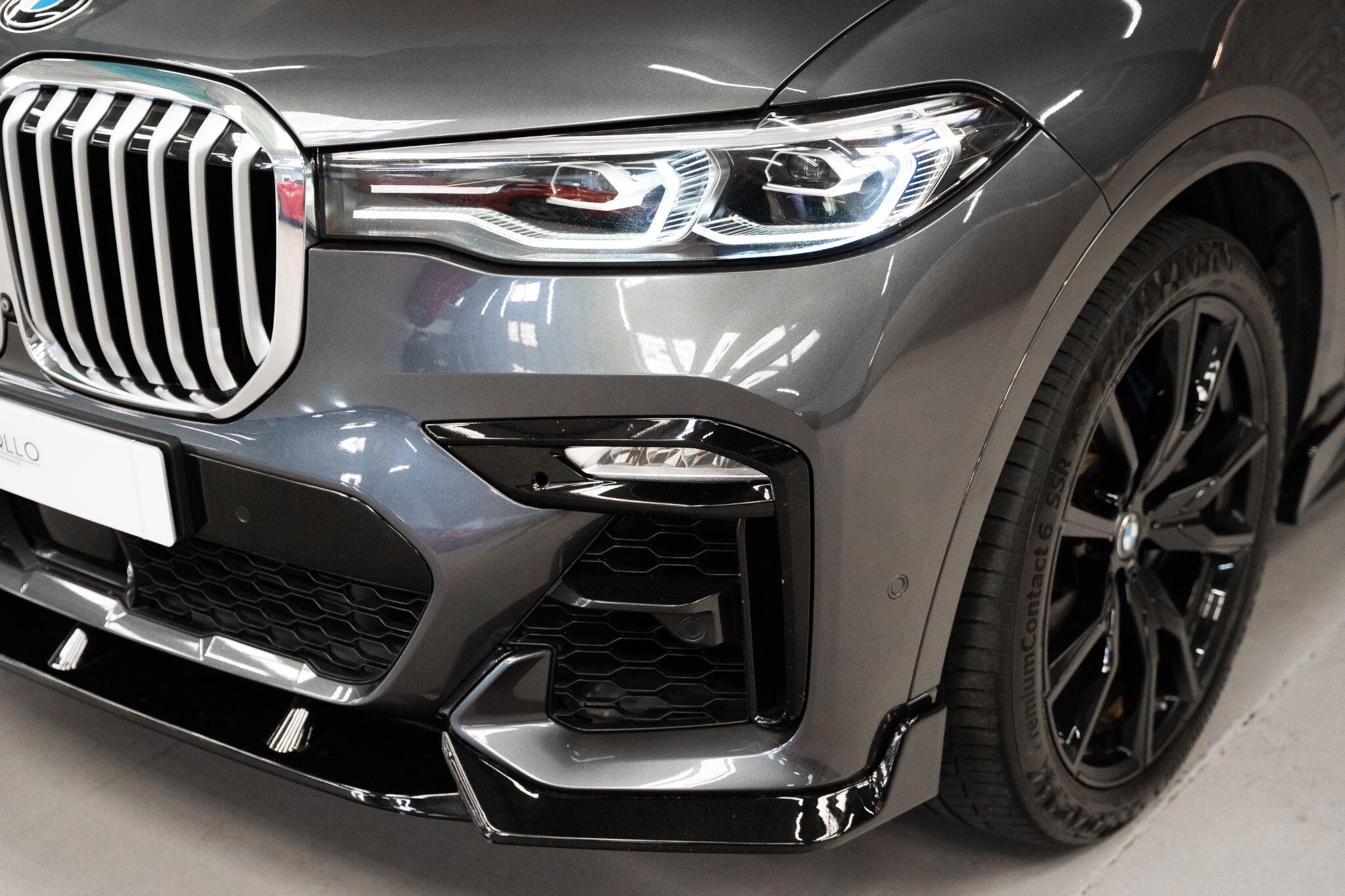BMW X7 view 50