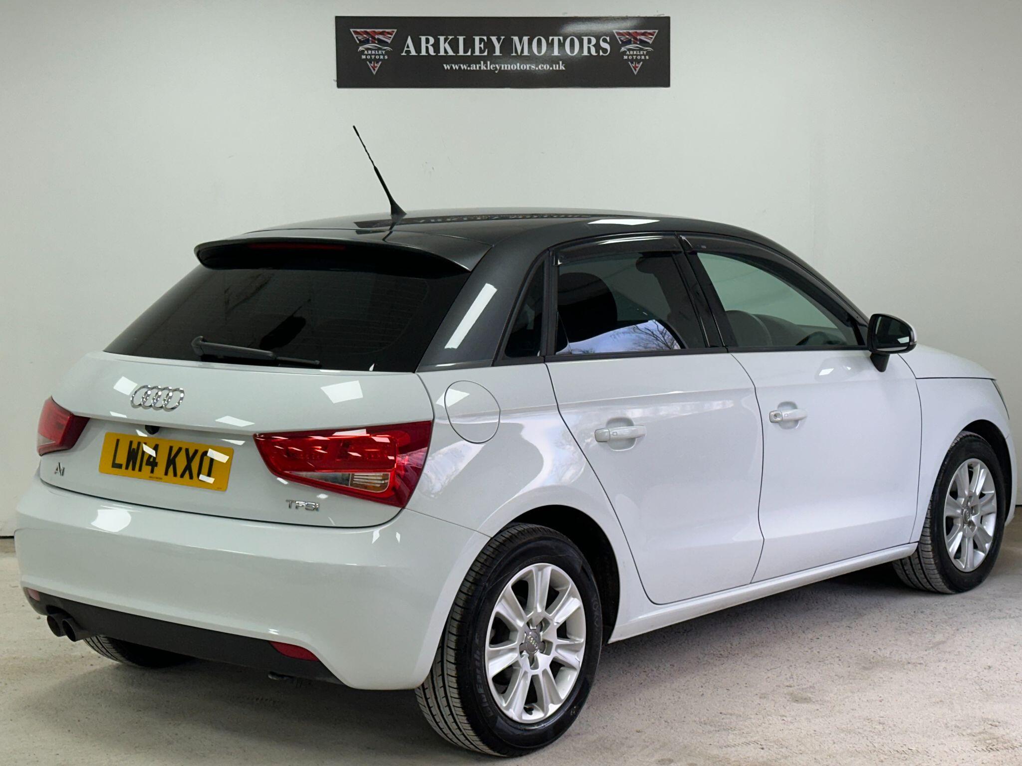 2014 Audi A1 image 10