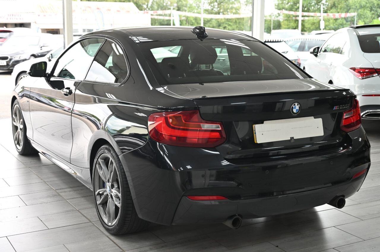 BMW 2 Series view 10