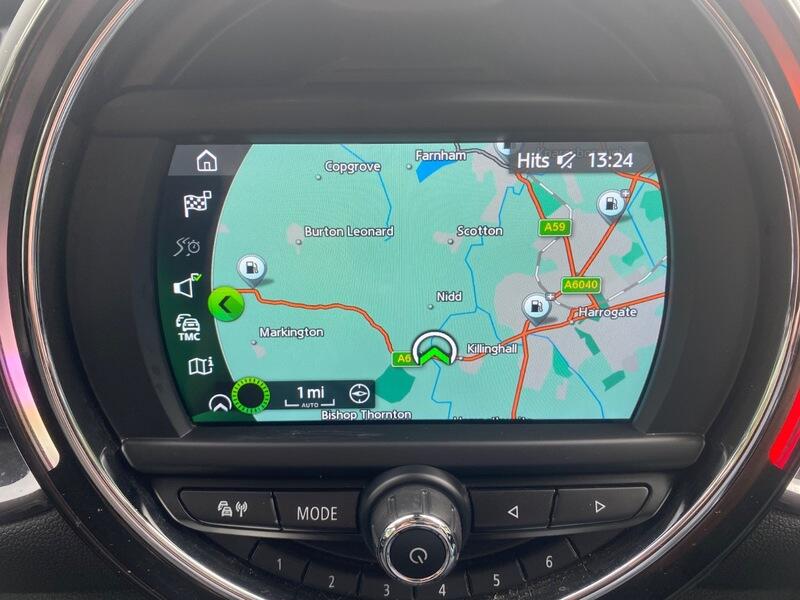 Mini Clubman view 12