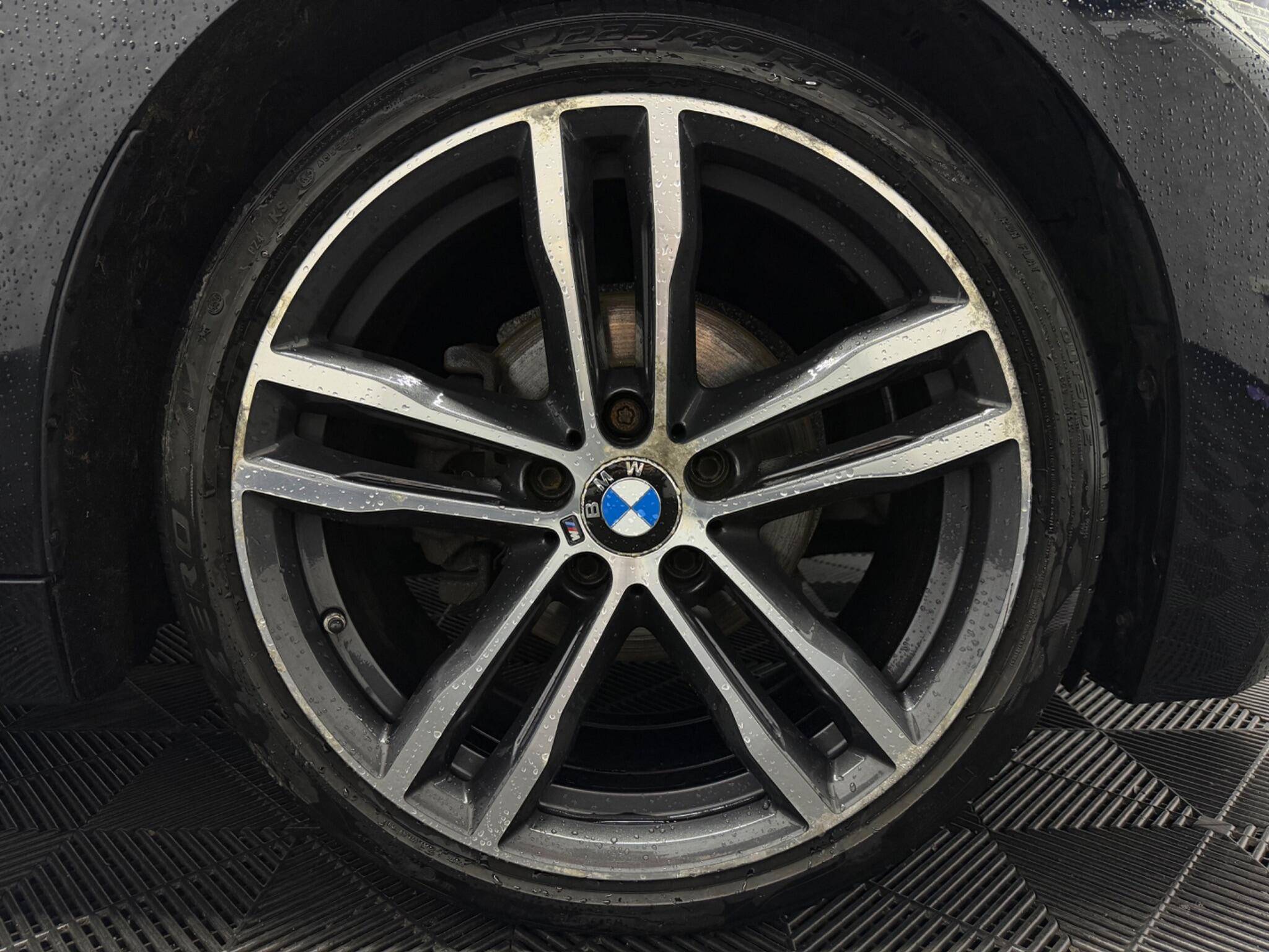 BMW 4 Series view 19
