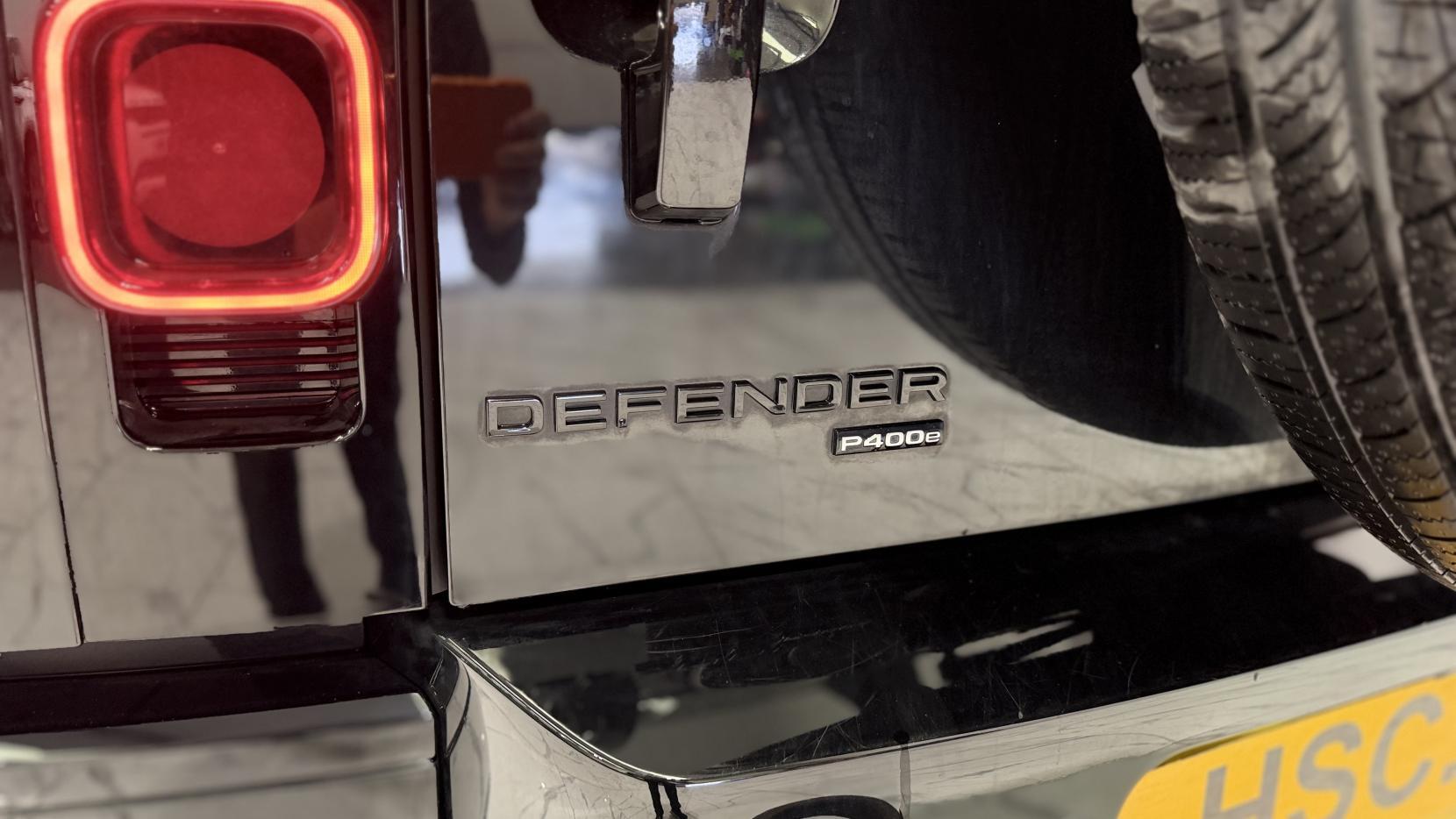 Land Rover Defender view 51