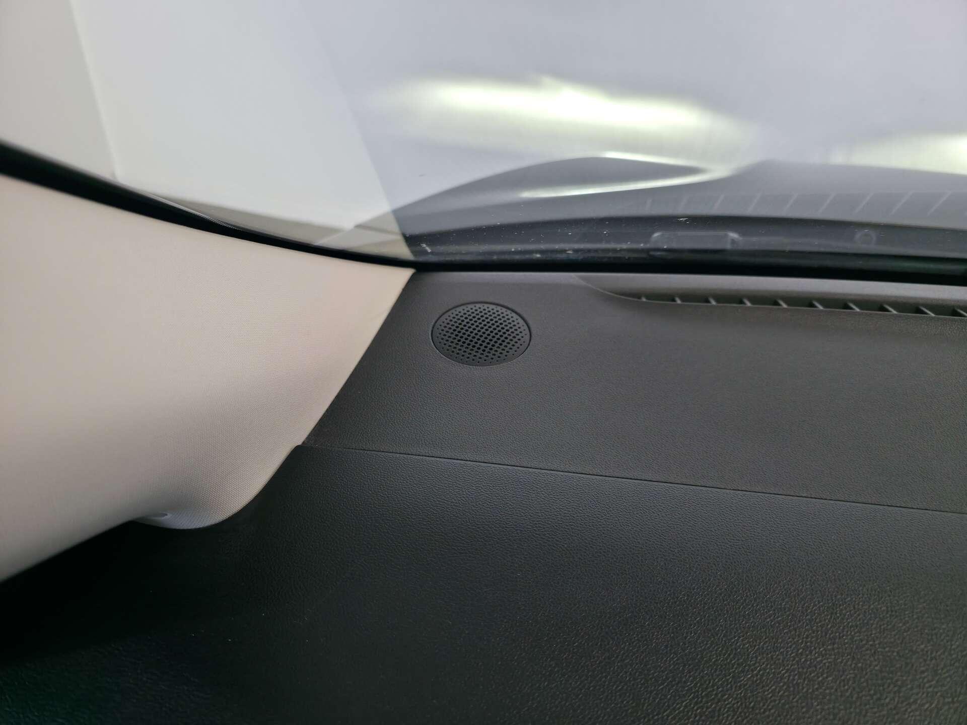 Ford Focus view 31