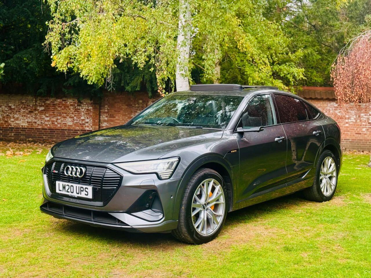Audi E-Tron view 7