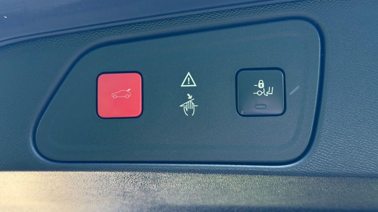 Peugeot 3008 view 40