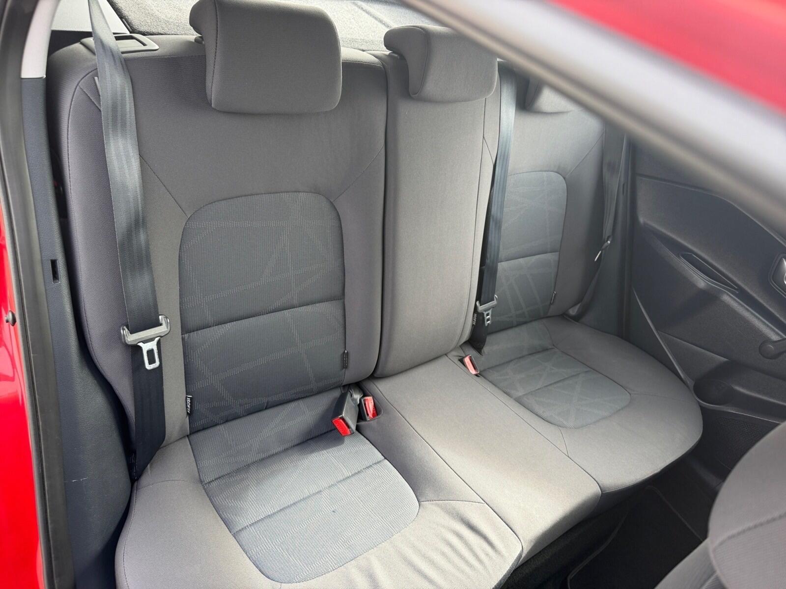 Kia Rio view 12