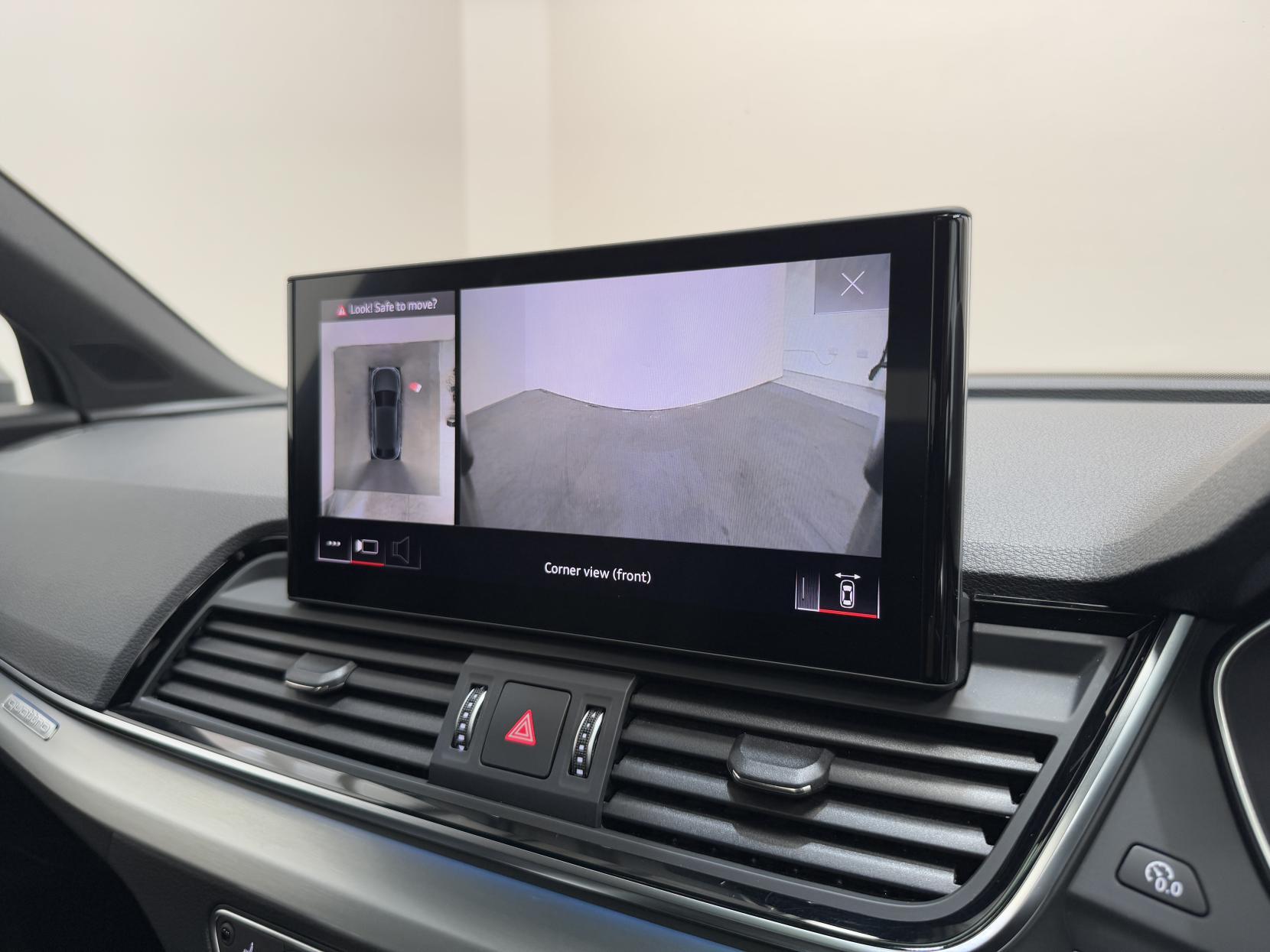 Audi Q5 view 29
