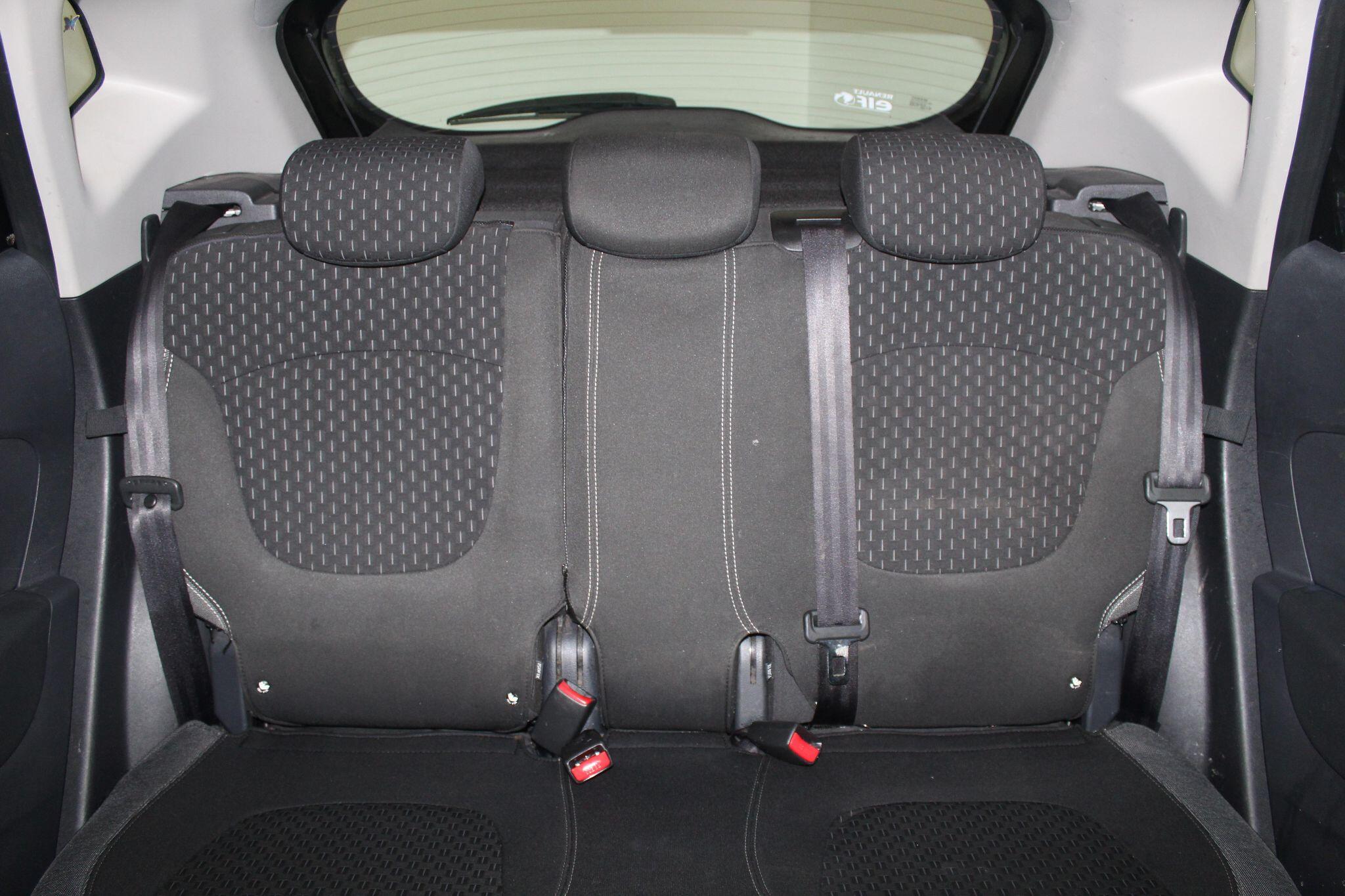 Renault Captur view 46