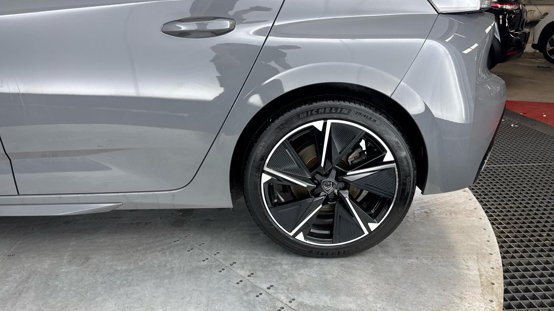 Peugeot 308 view 23