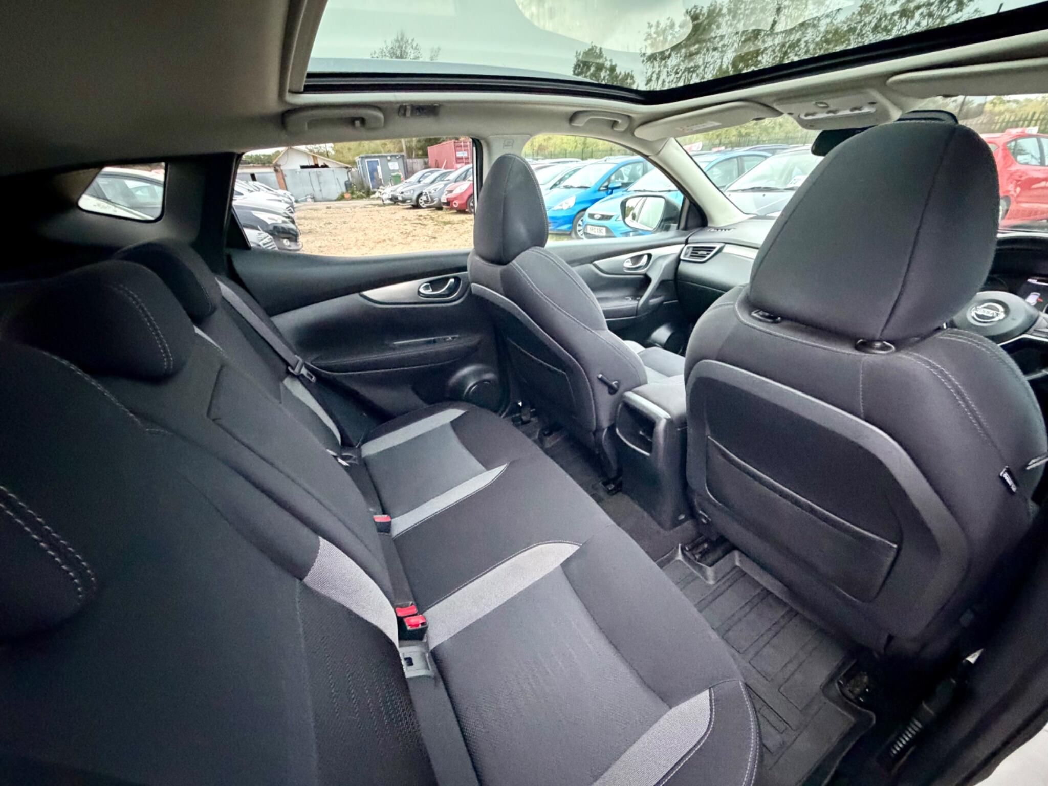 Nissan Qashqai view 27