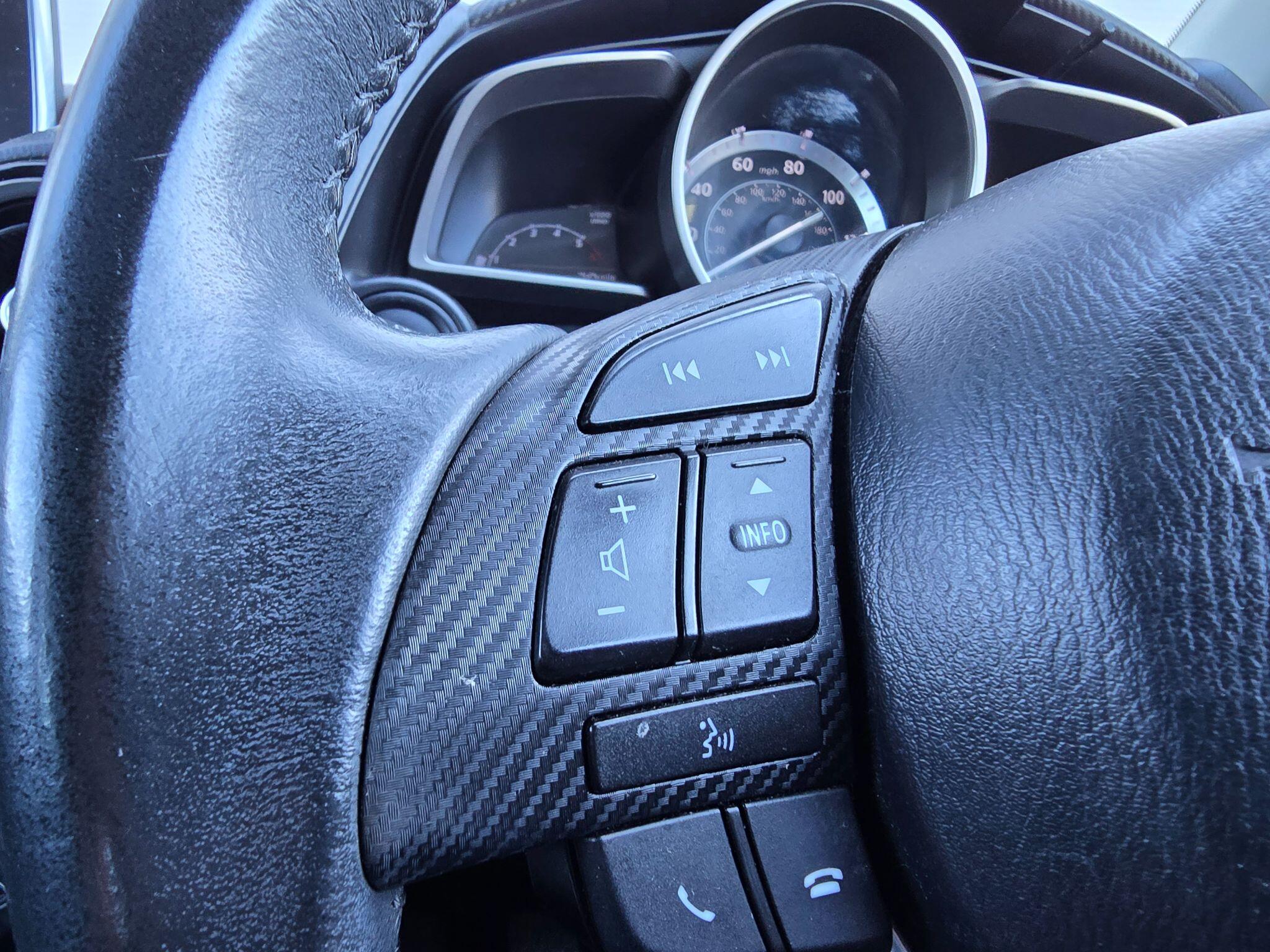 Mazda Mazda2 view 16