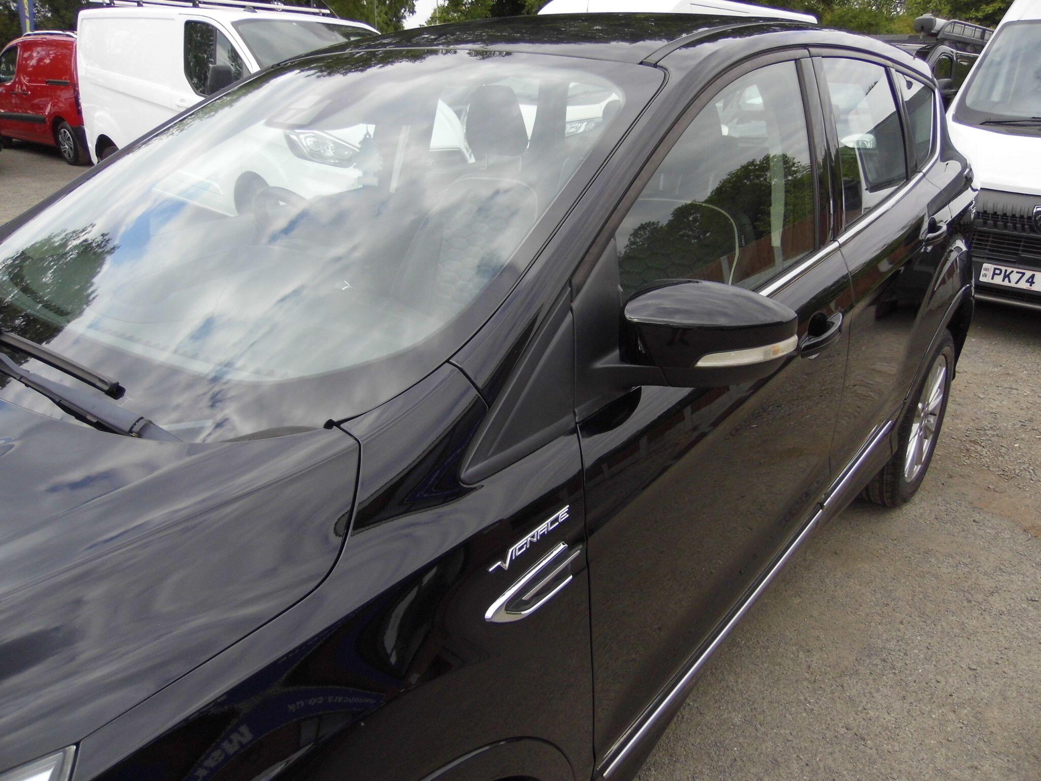 Ford Kuga view 16