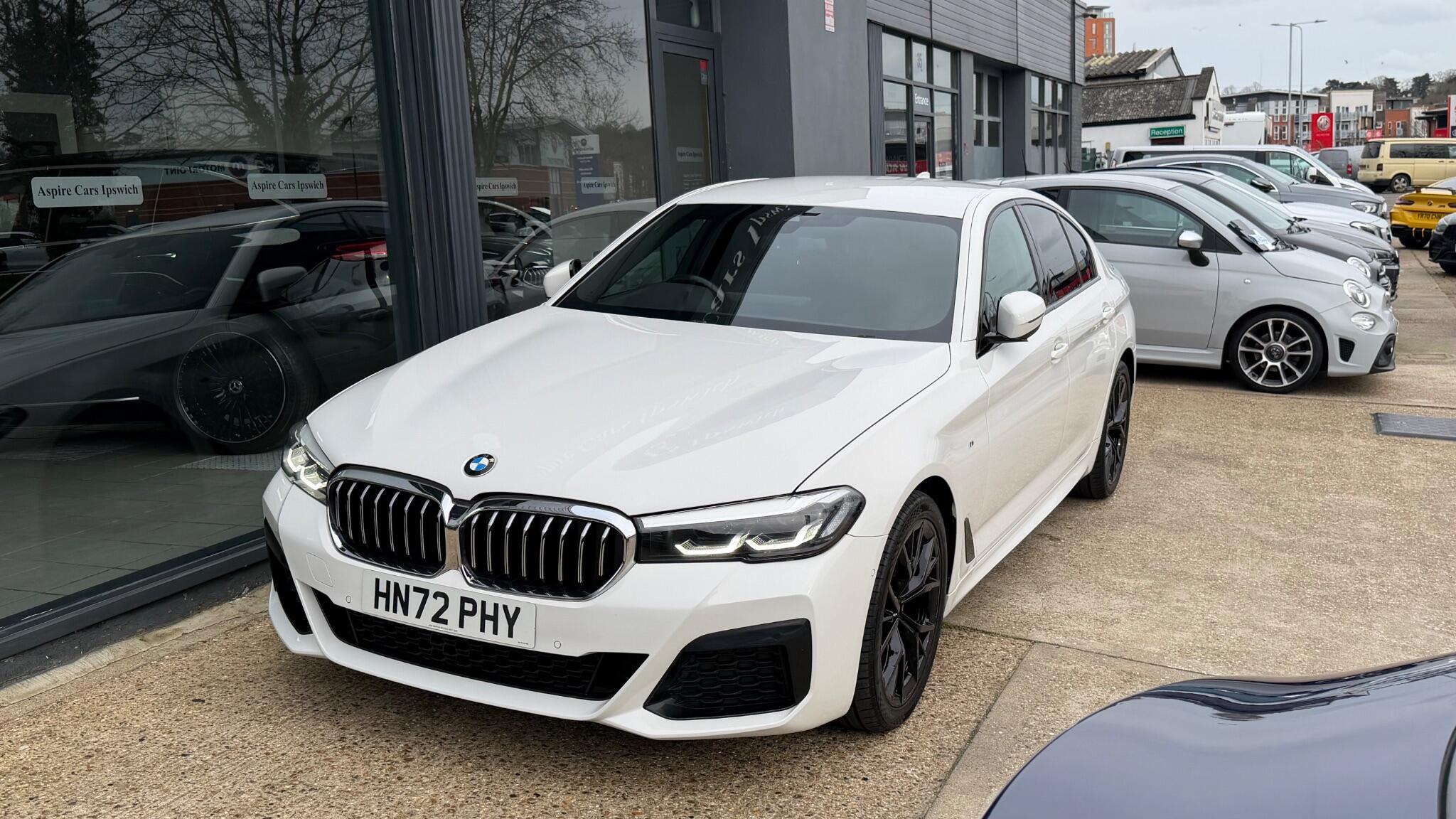 BMW 5 Series view 7