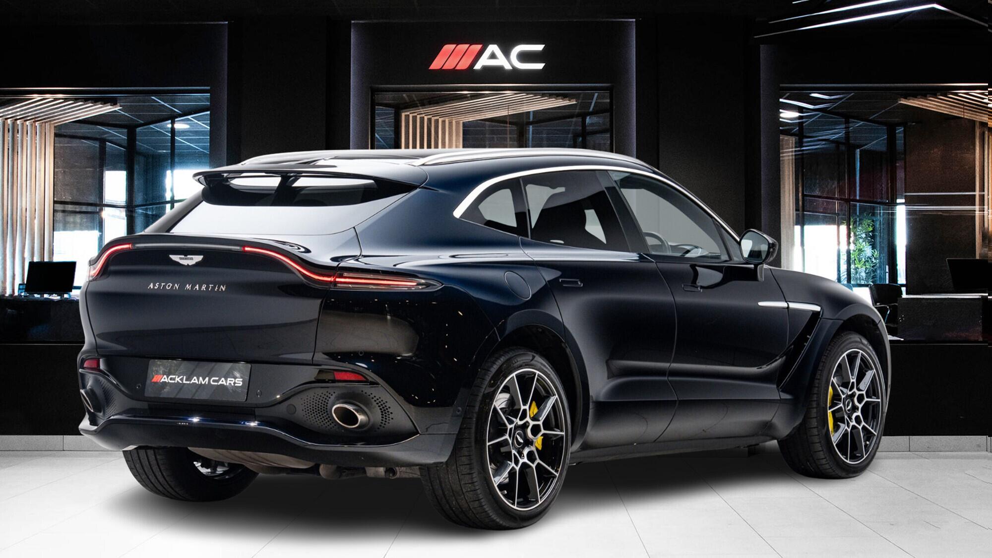 Aston Martin DBX view 4