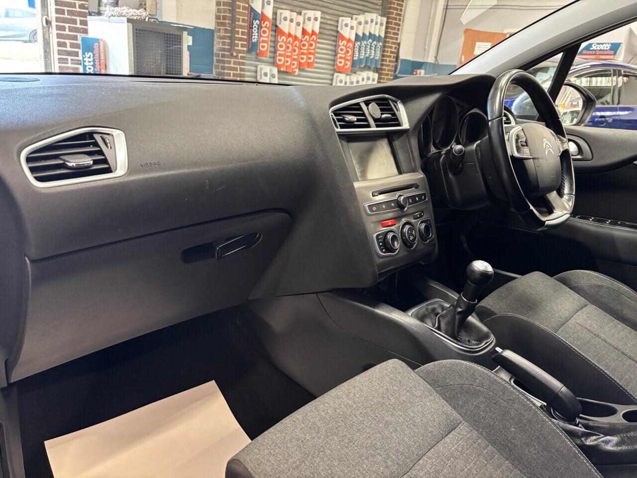 Citroen C4 view 20