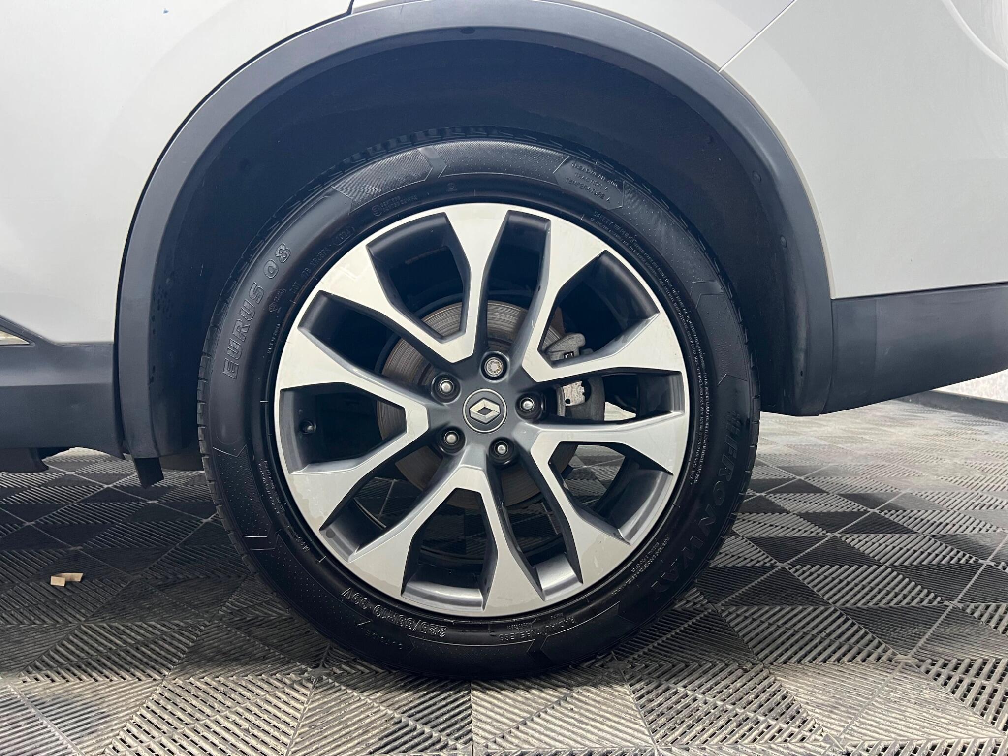 Renault Koleos view 22