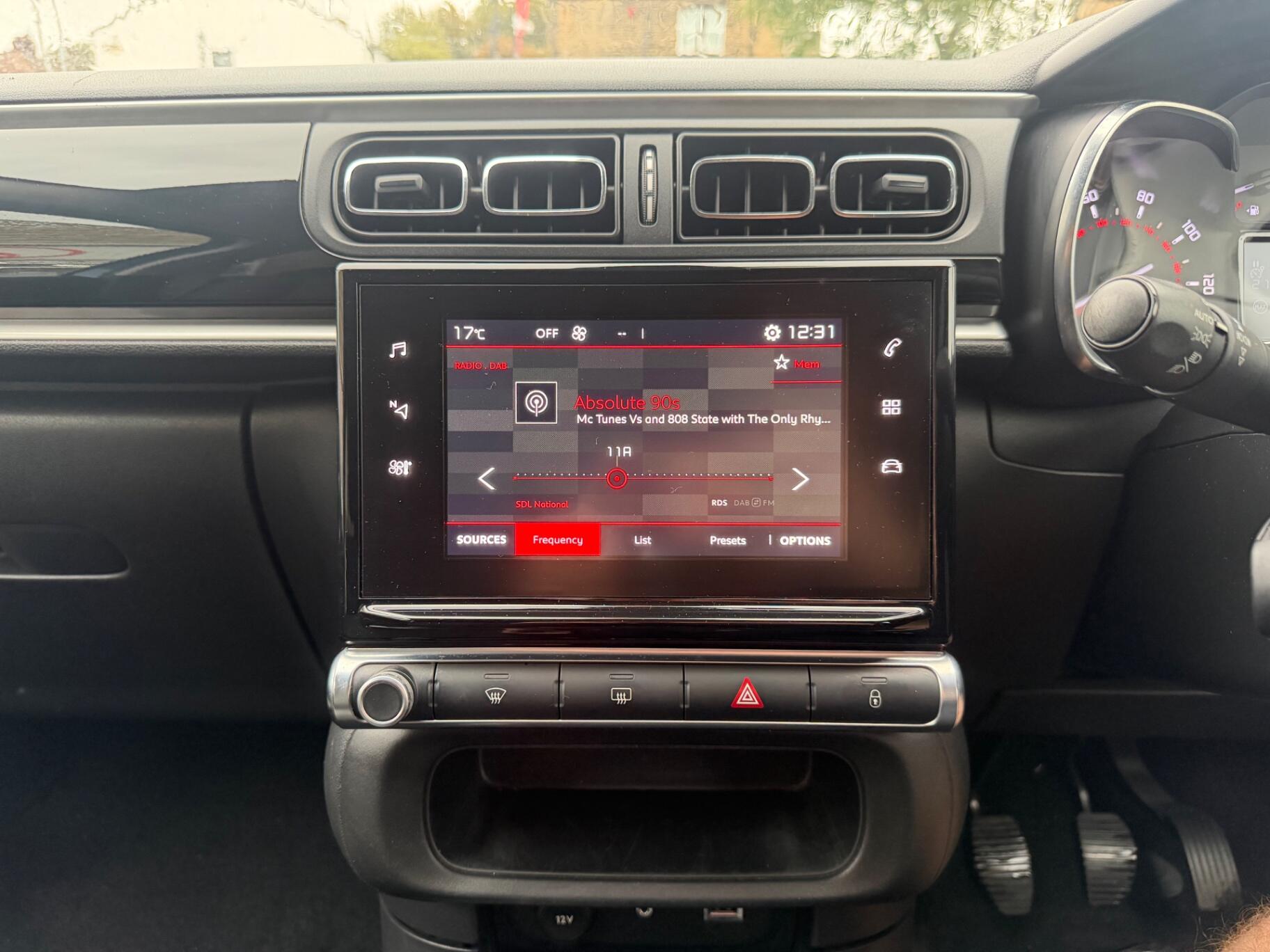 Citroen C3 view 16