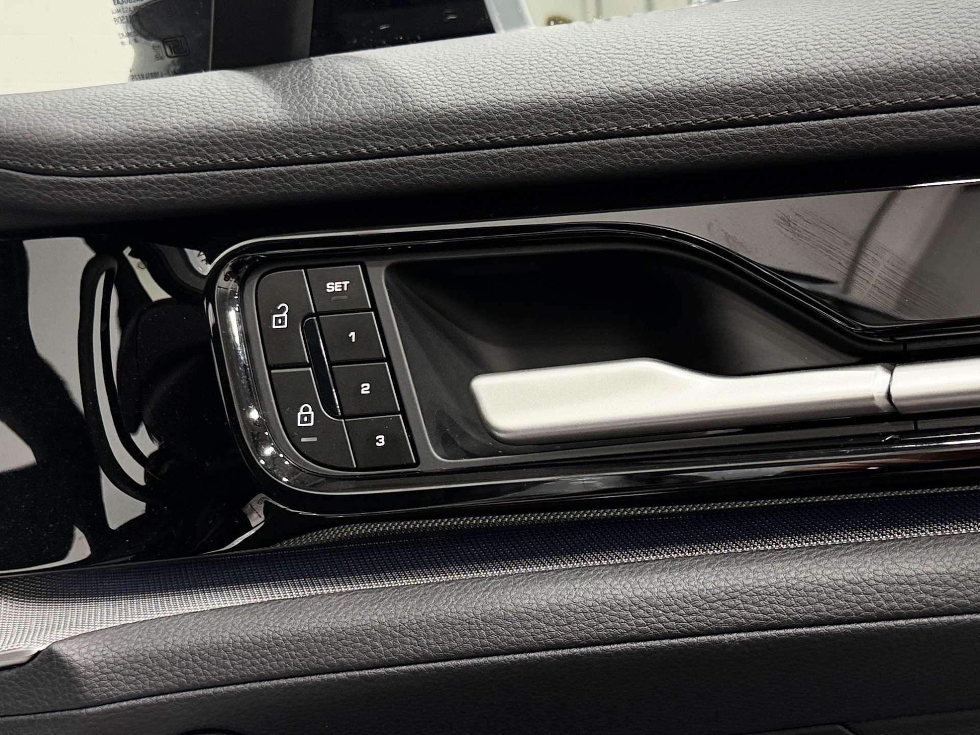 Porsche Panamera view 45