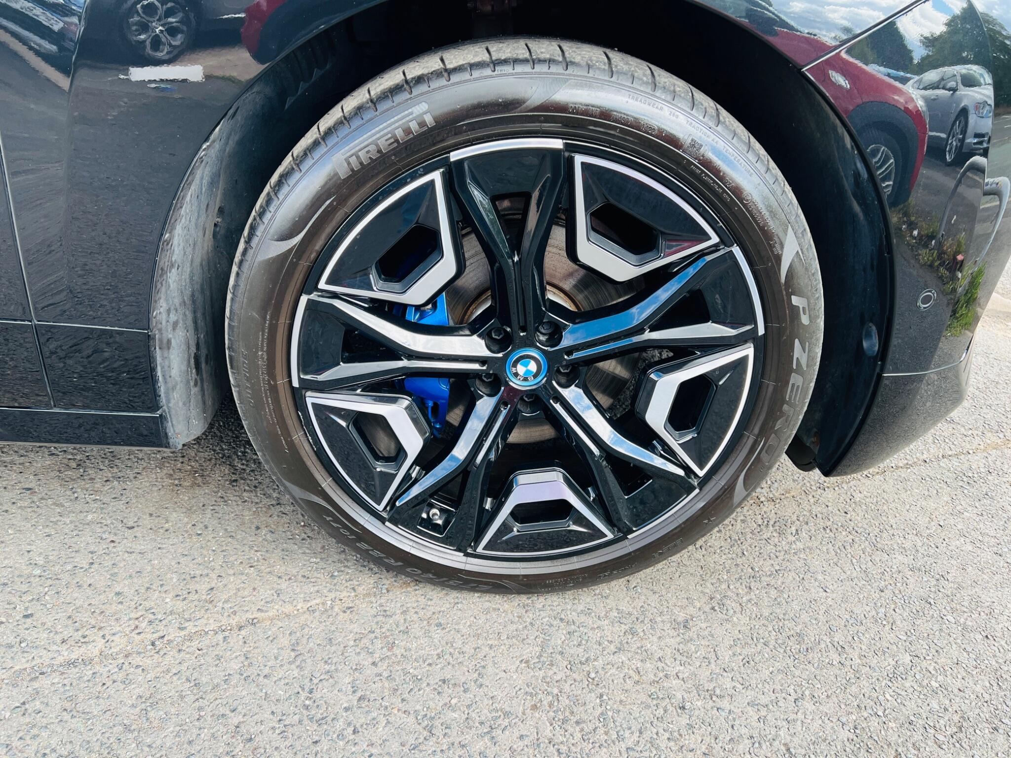 2022 BMW iX 40 76.6kWh M Sport Auto xDrive 5dr • 23,495 miles image 38