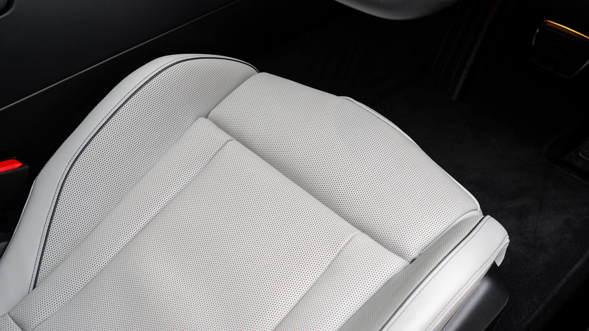 BMW M5 view 44