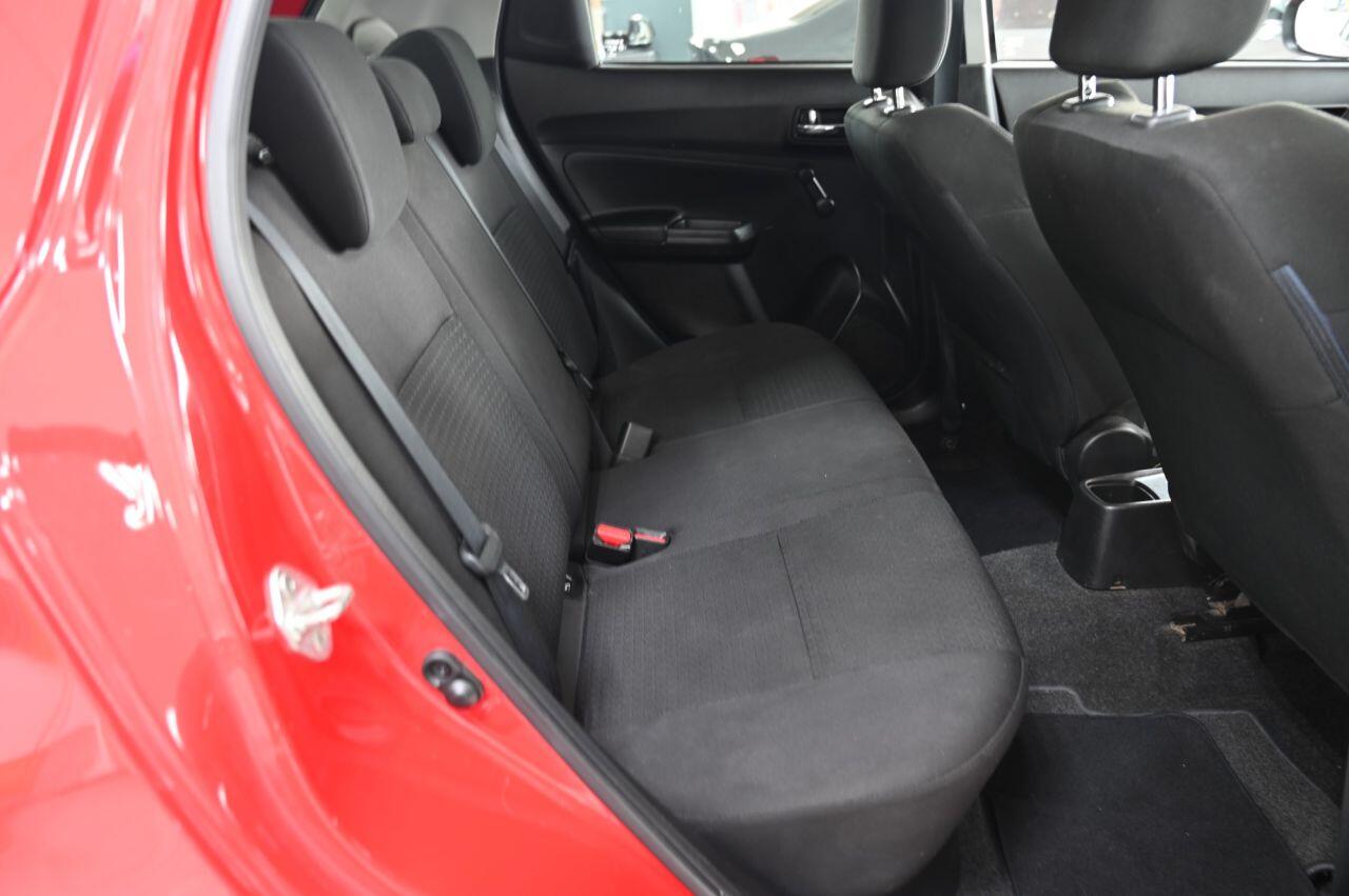 Suzuki Swift view 17