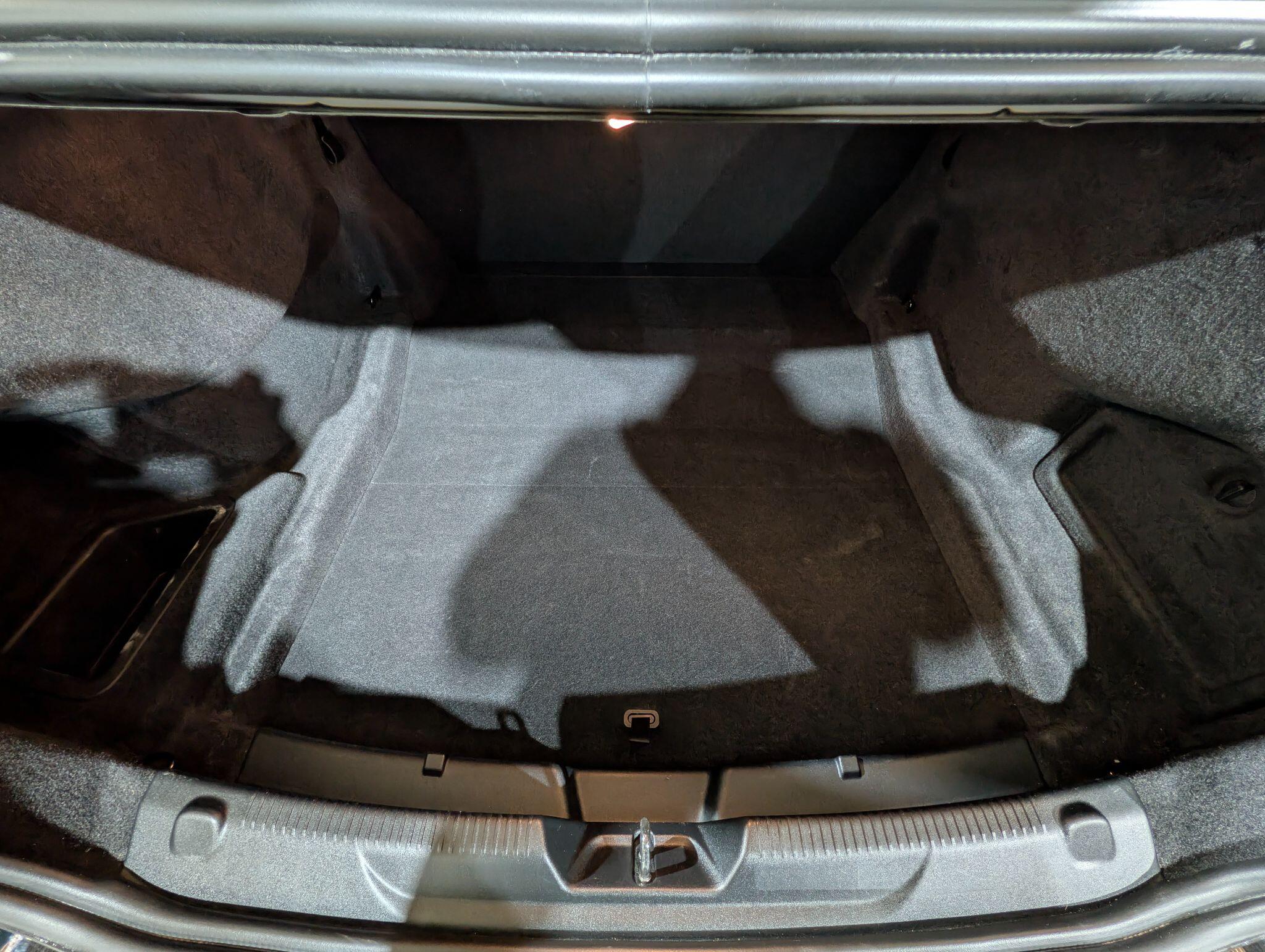 Jaguar Xe view 47