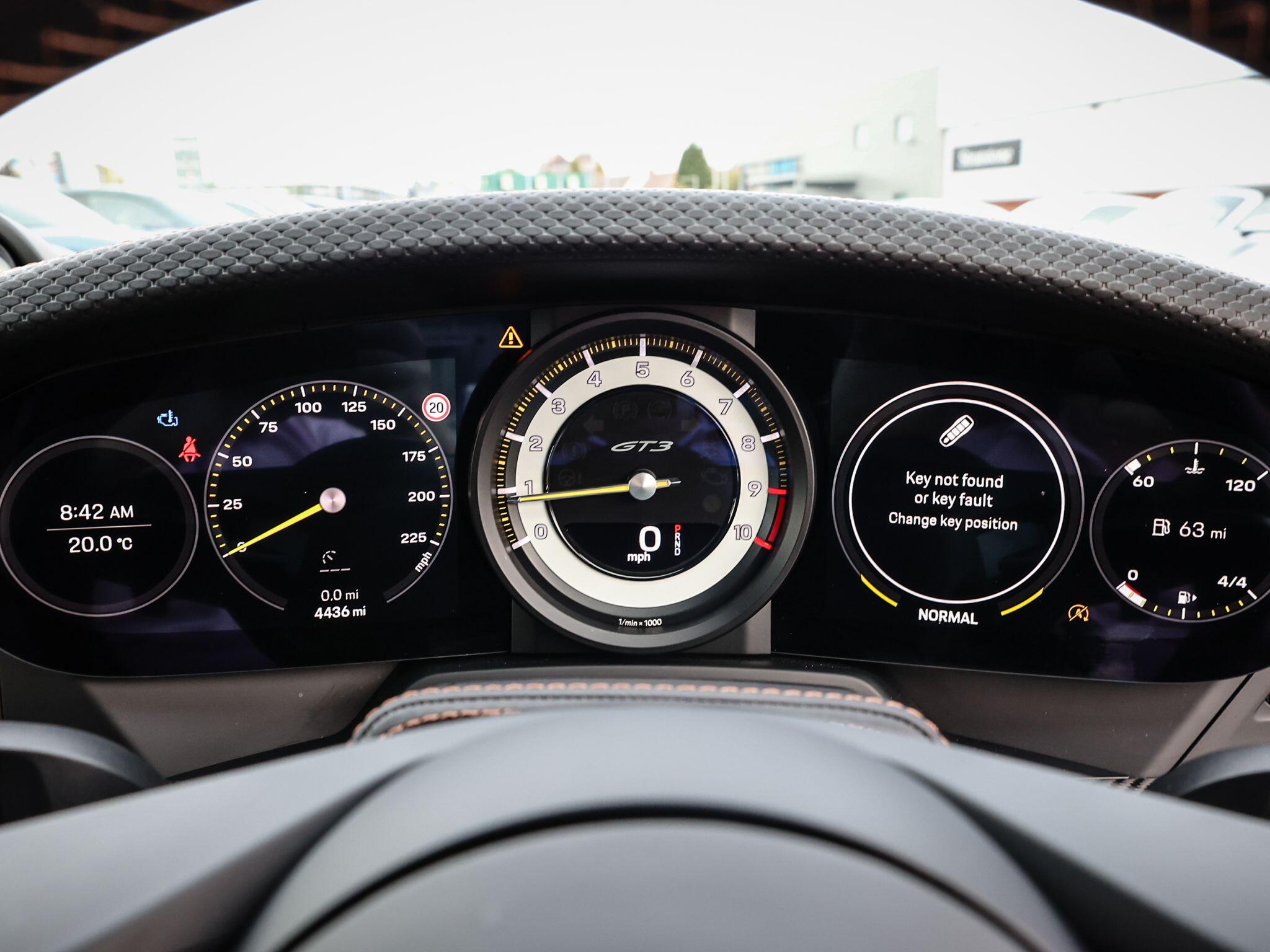Porsche 911 view 47