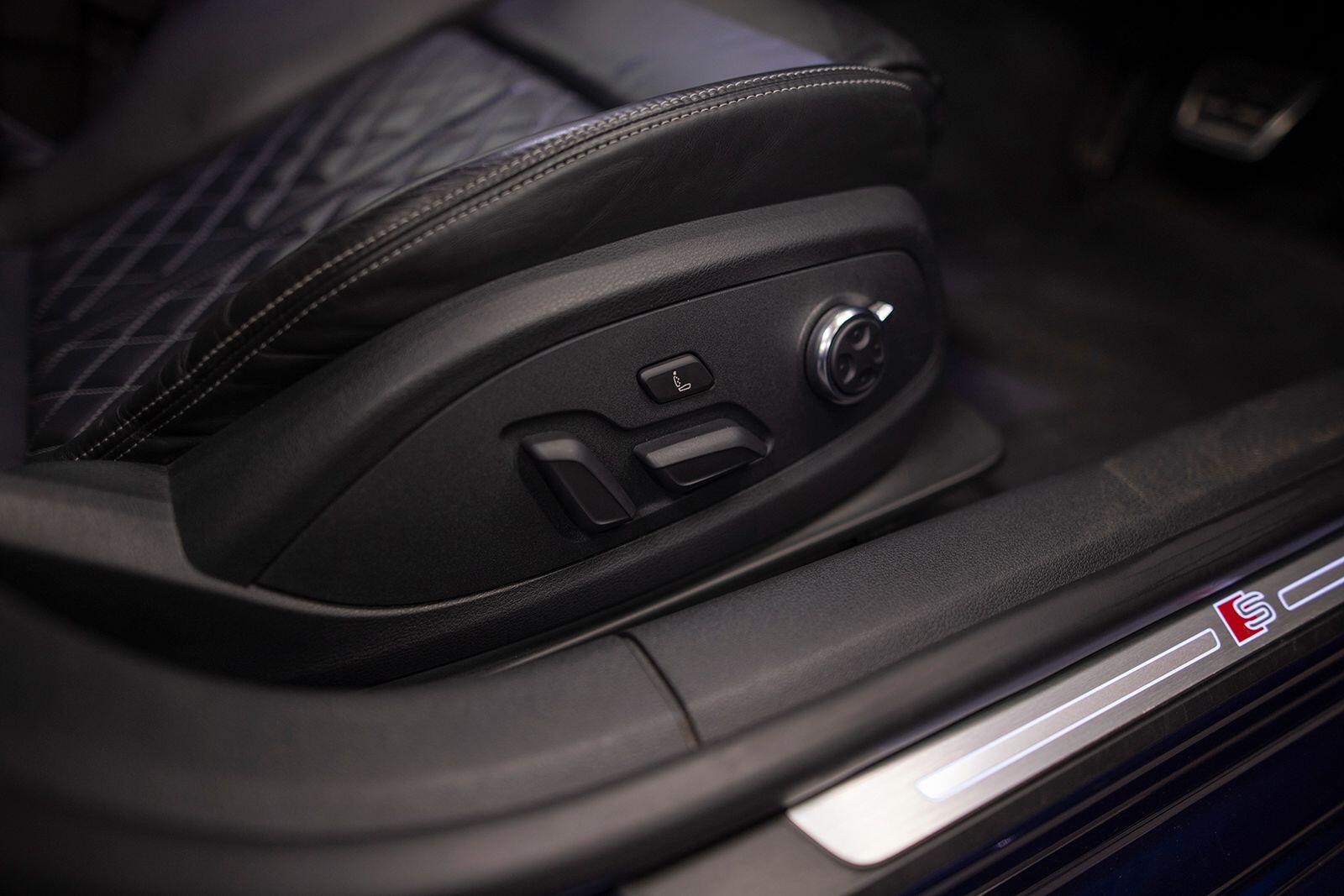 Audi S5 view 23