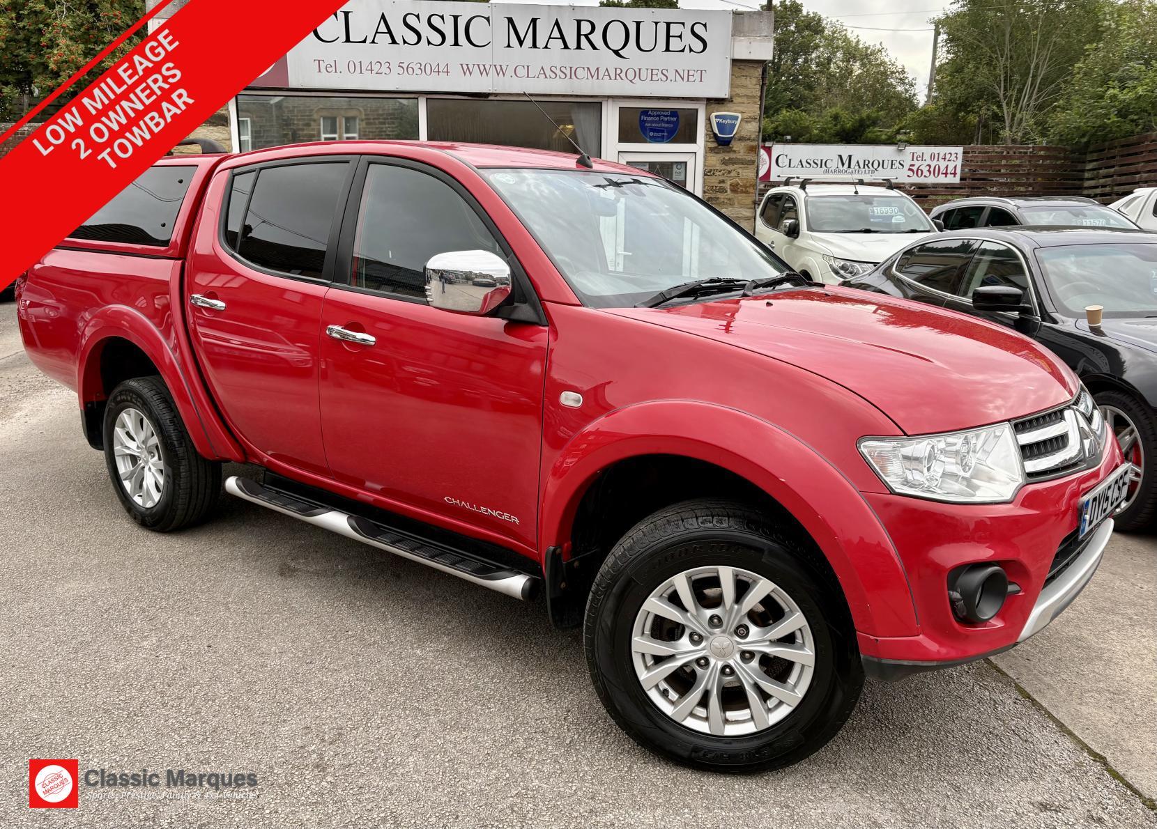 2015 Mitsubishi L200 in Red for sale