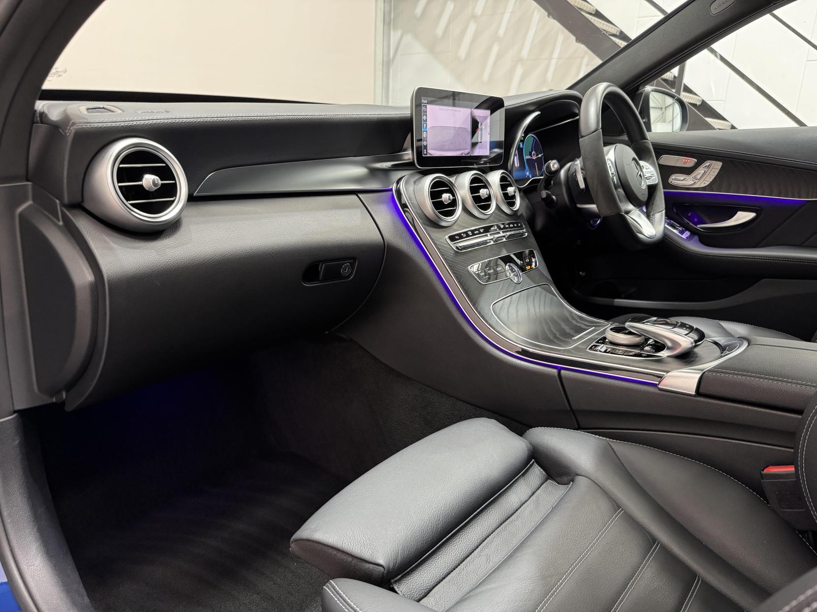 Mercedes-Benz C Class view 53