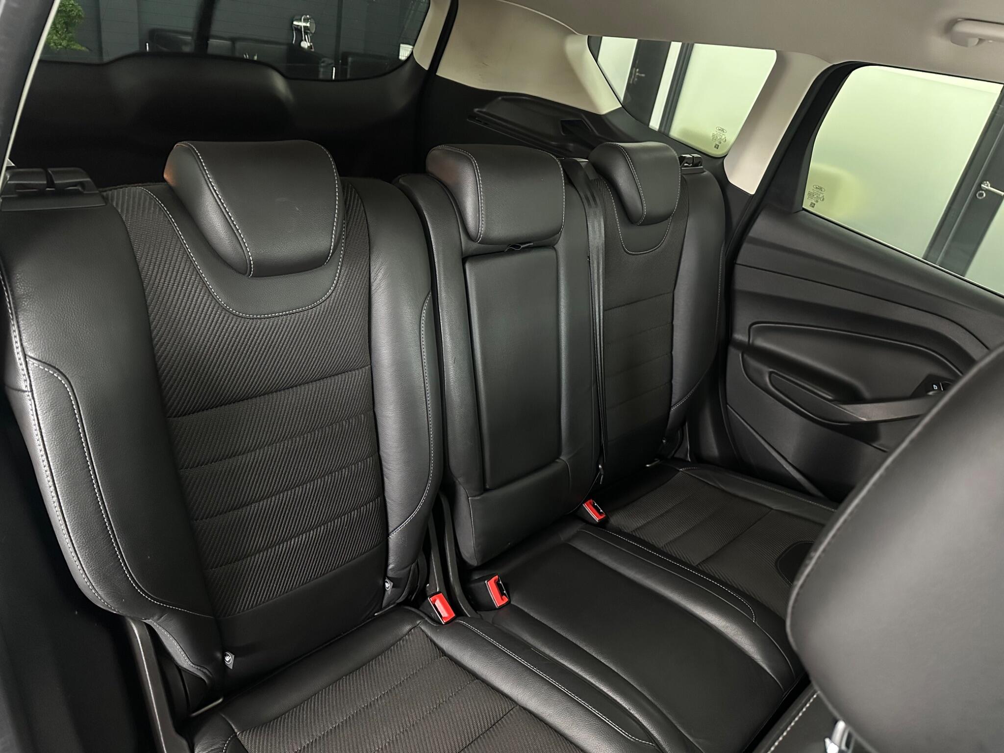 Ford Kuga view 27