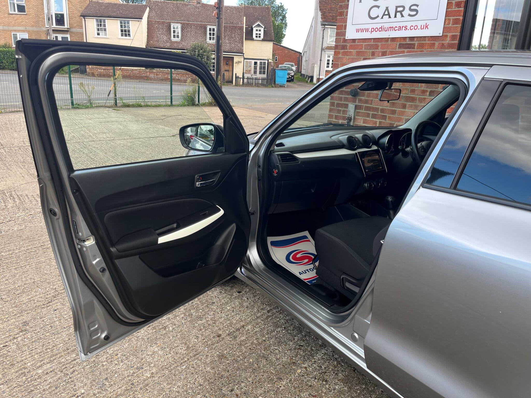 Suzuki Swift view 58