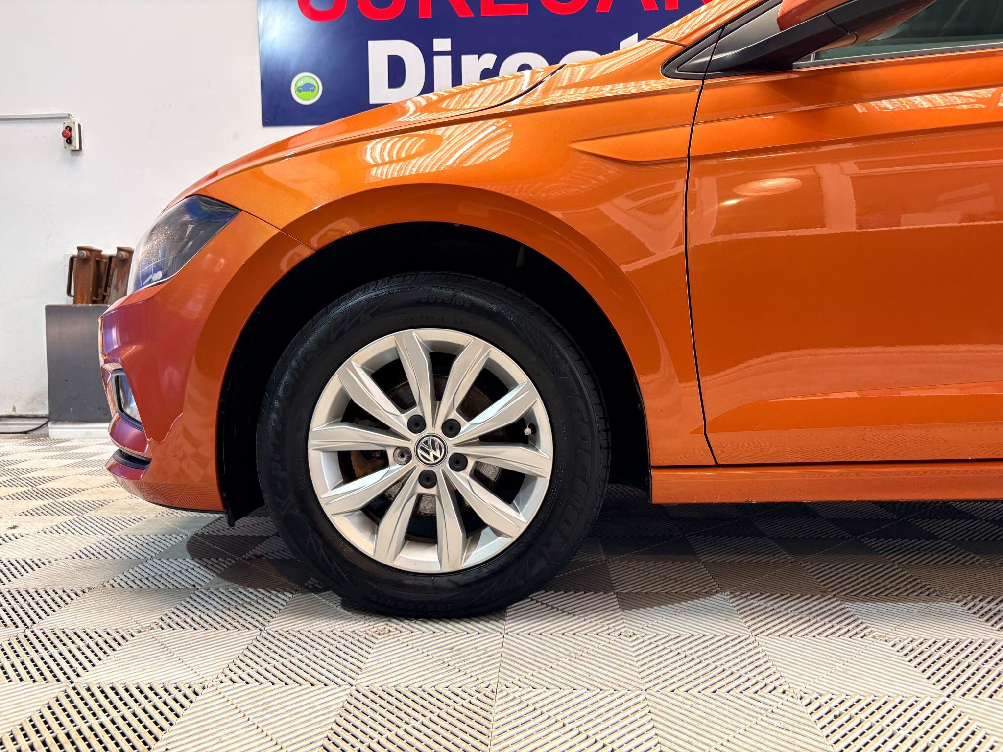 Volkswagen Polo view 5