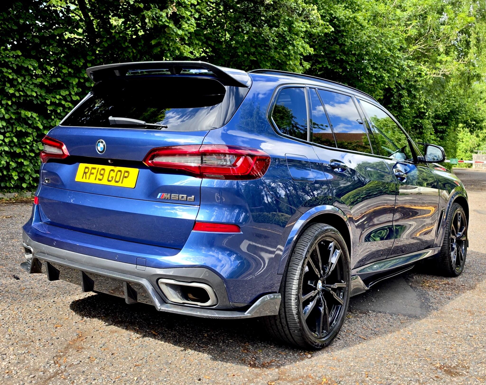 BMW X5 view 16